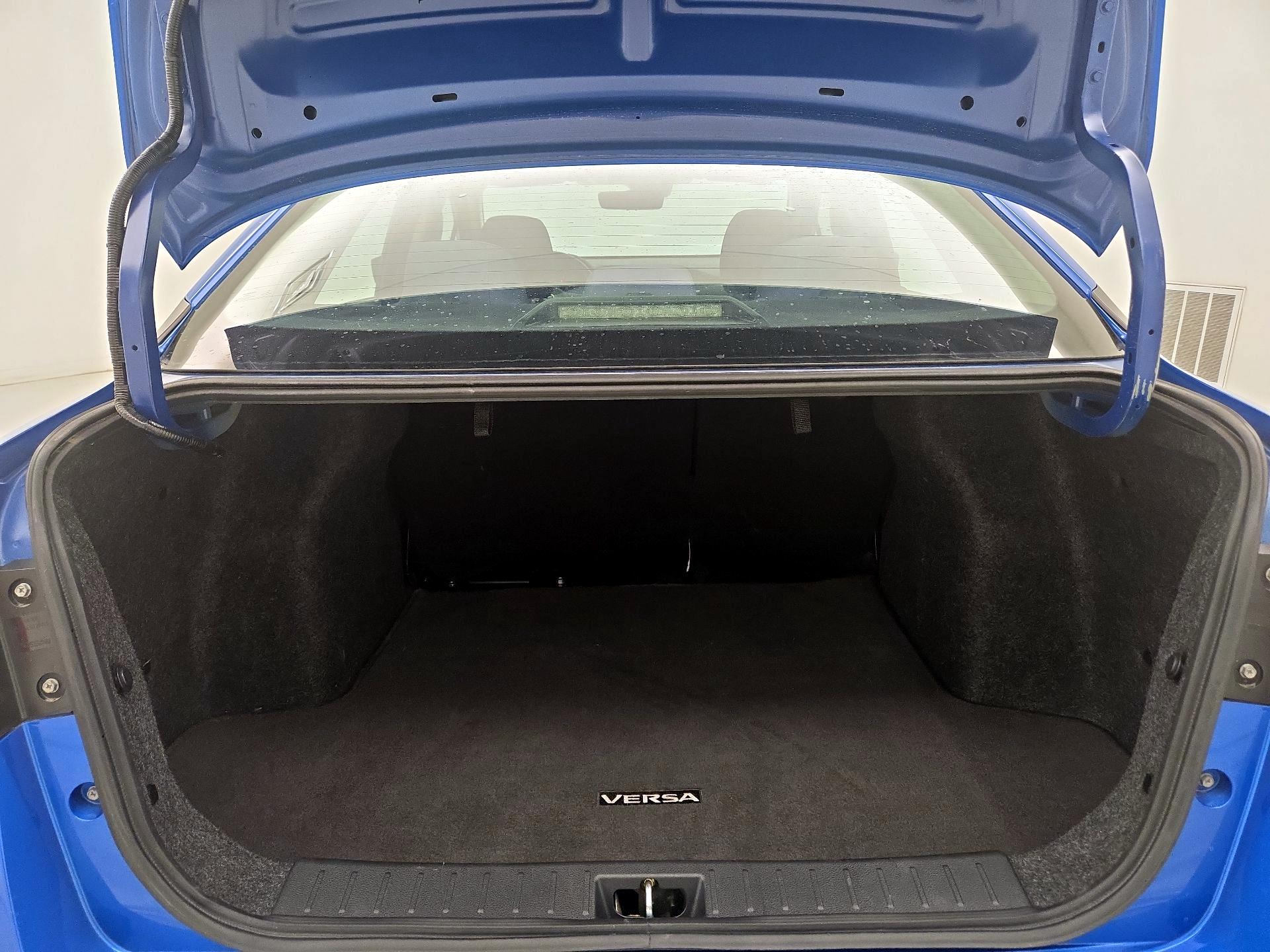 Thumbnail: 2020 Nissan Versa - 20