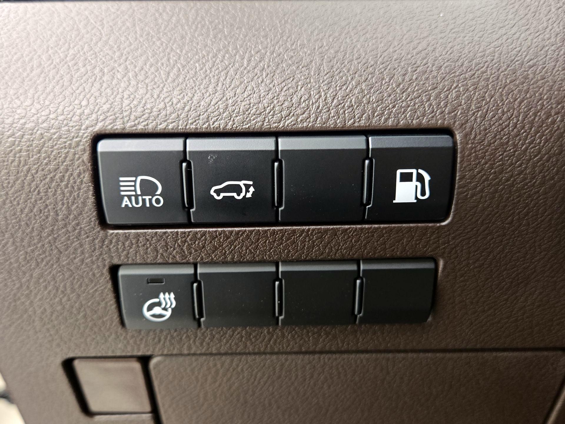 Thumbnail: 2019 Lexus RX - 13