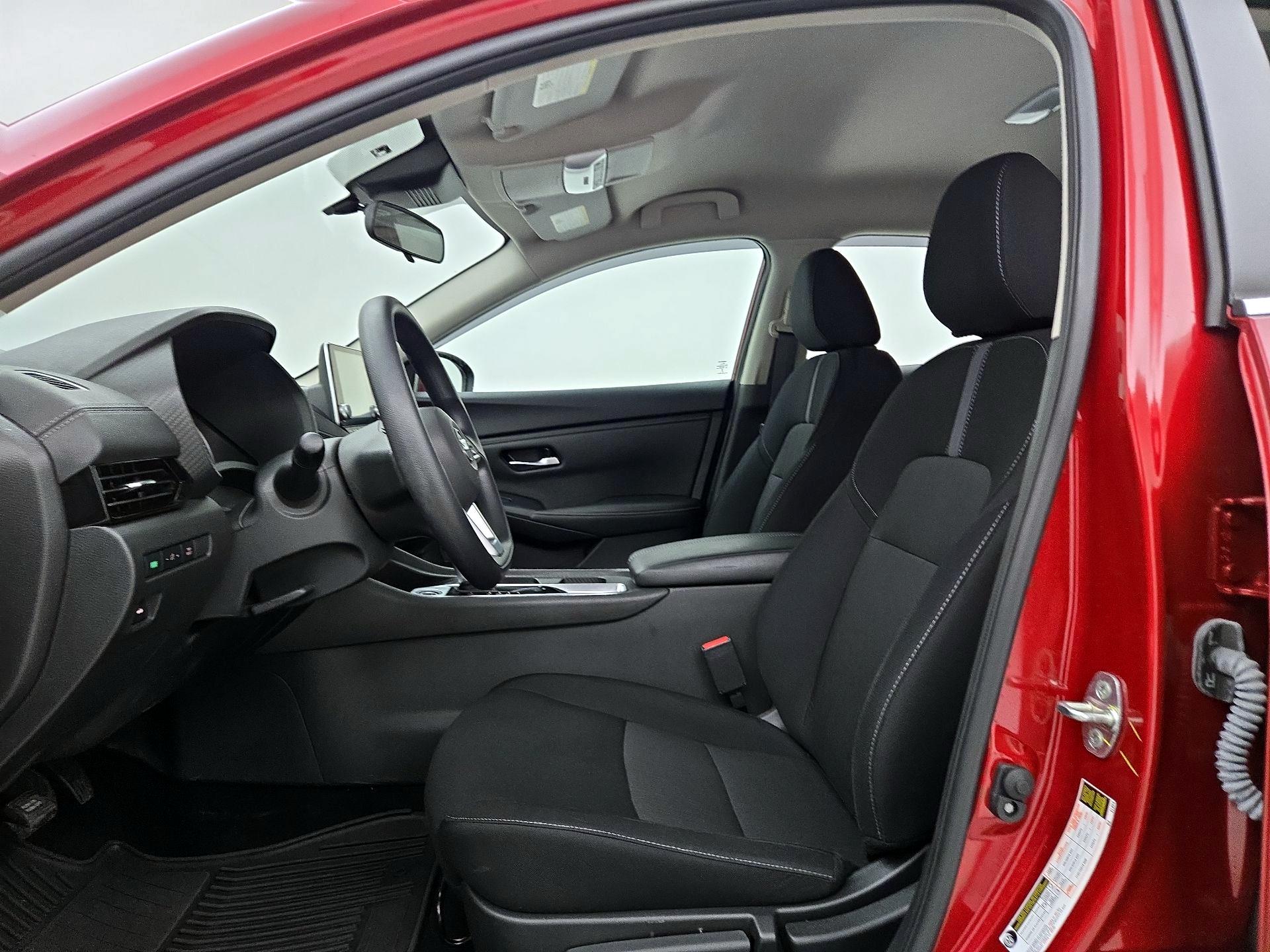 Thumbnail: 2023 Nissan Sentra - 11