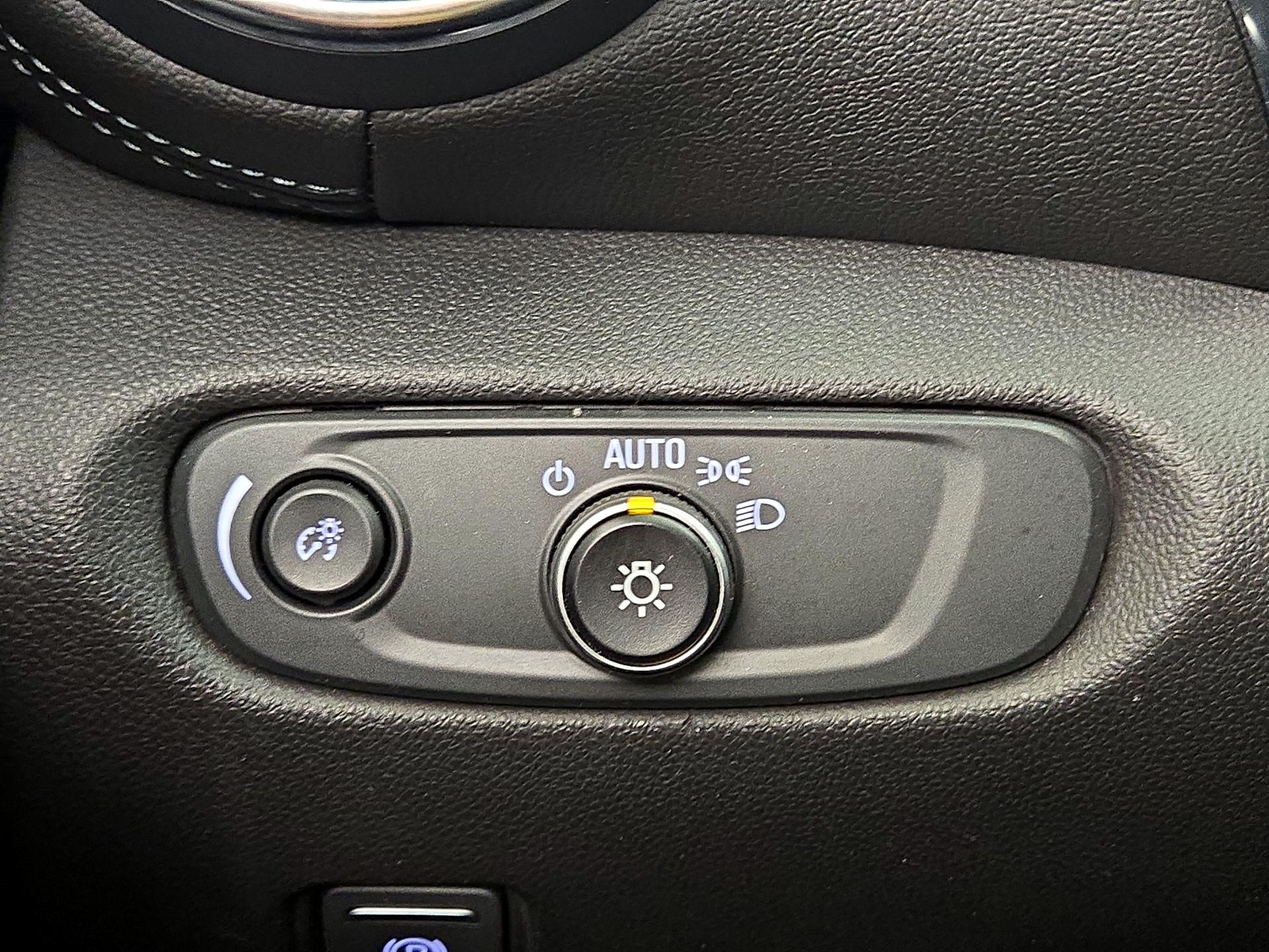 Thumbnail: 2021 Chevrolet Blazer - 13