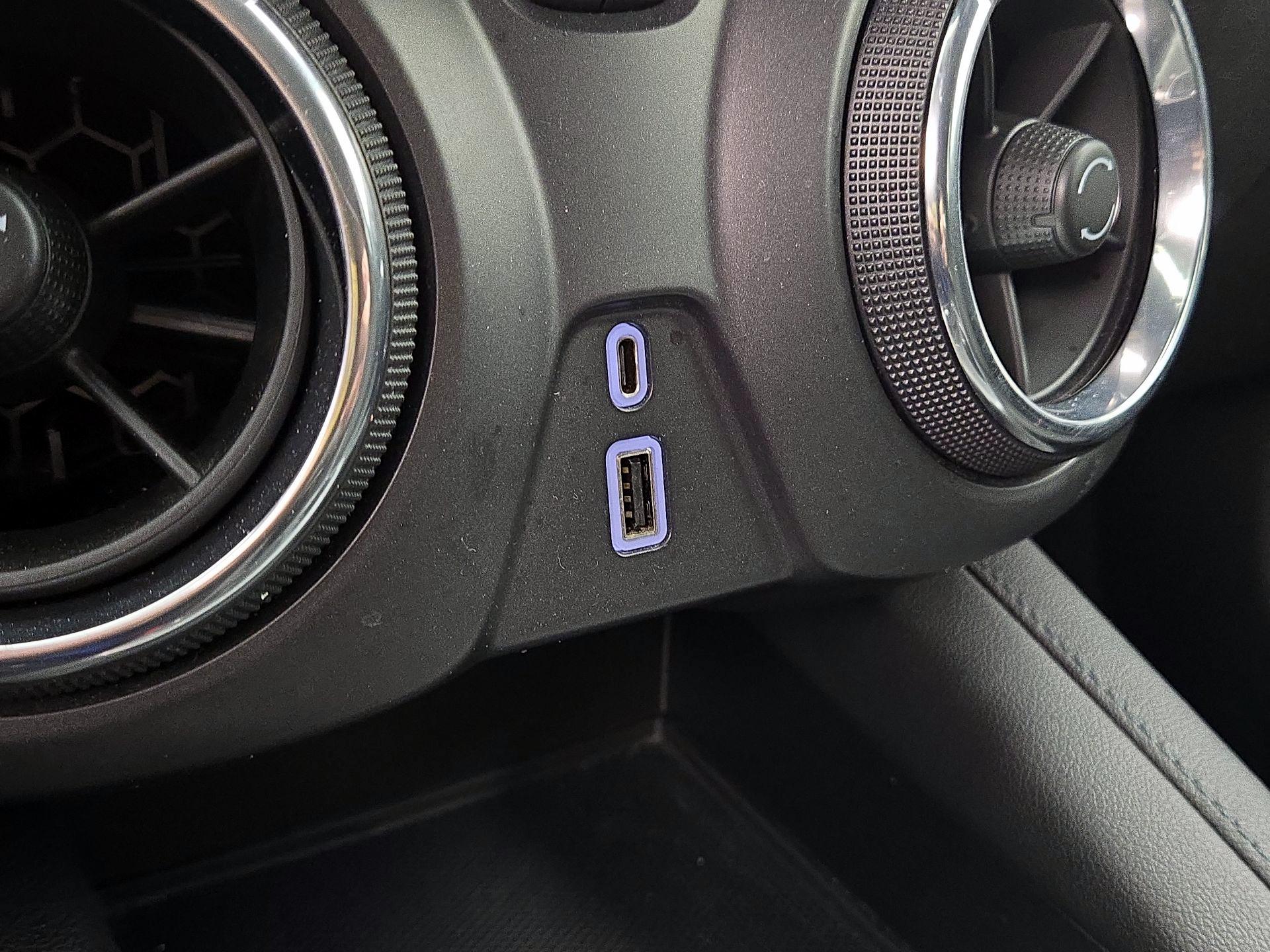 Thumbnail: 2021 Chevrolet Blazer - 18