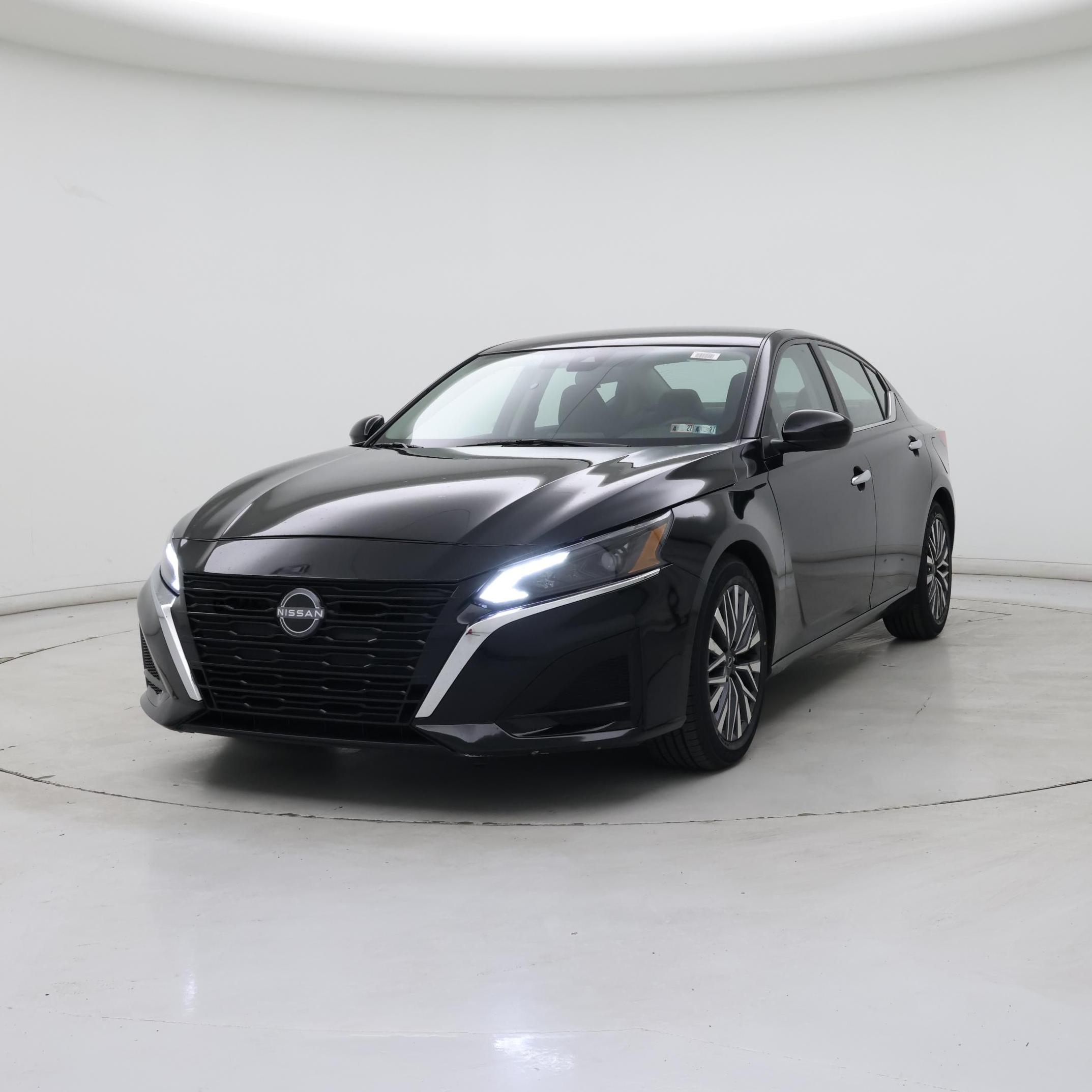 Thumbnail: 2023 Nissan Altima - 4