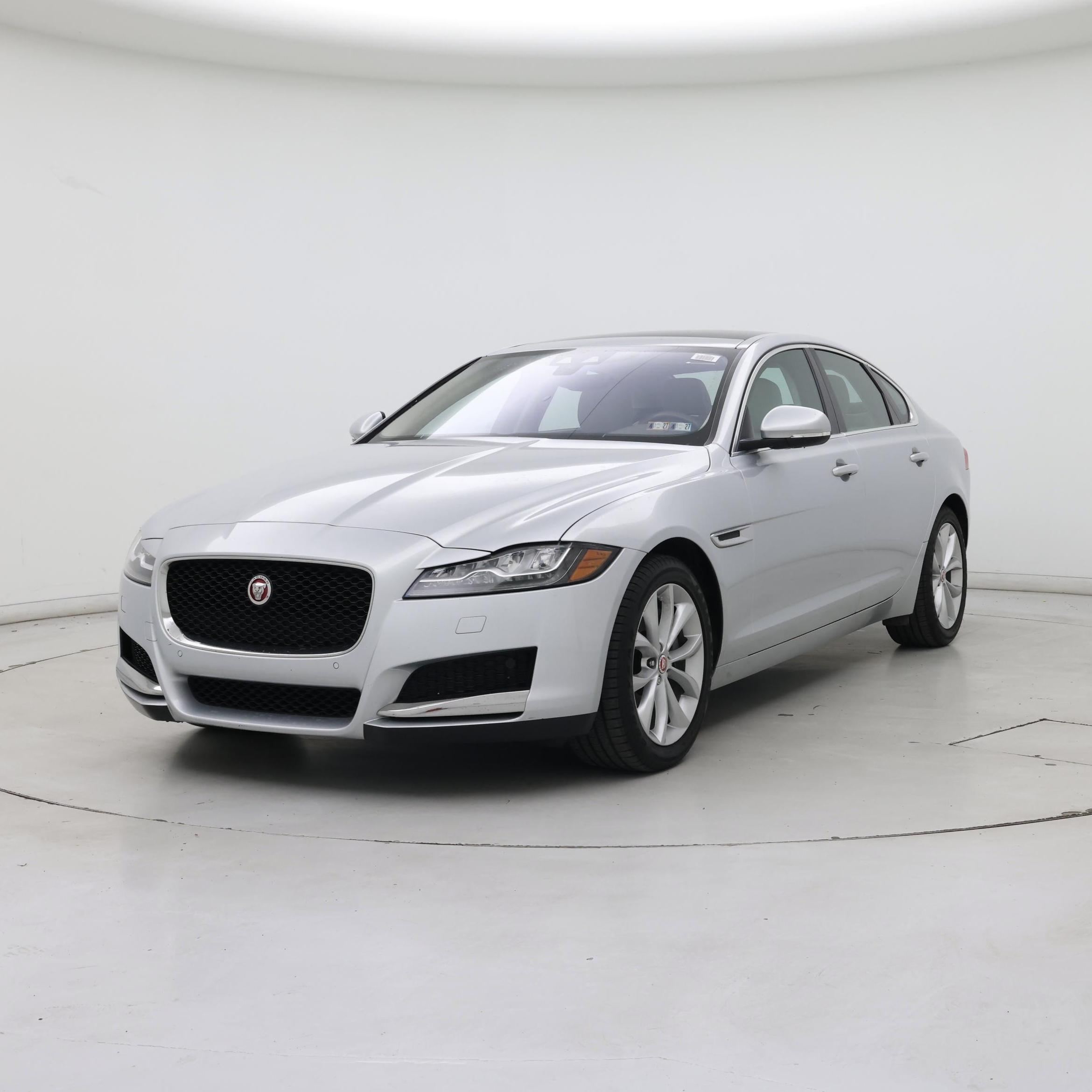 Thumbnail: 2020 Jaguar XF - 4