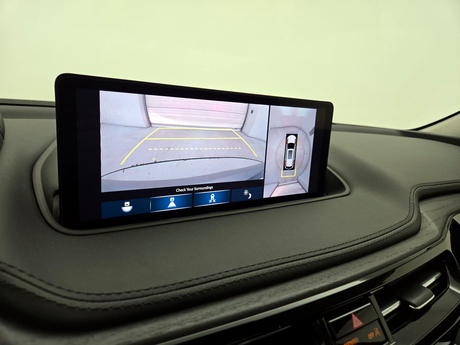 Thumbnail: 2022 Acura MDX - 15