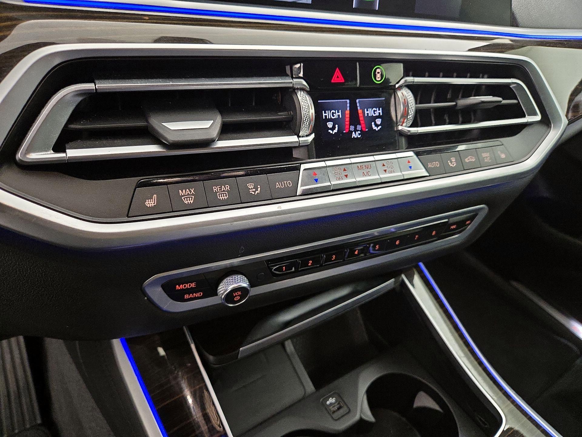 Thumbnail: 2021 BMW X5 - 17