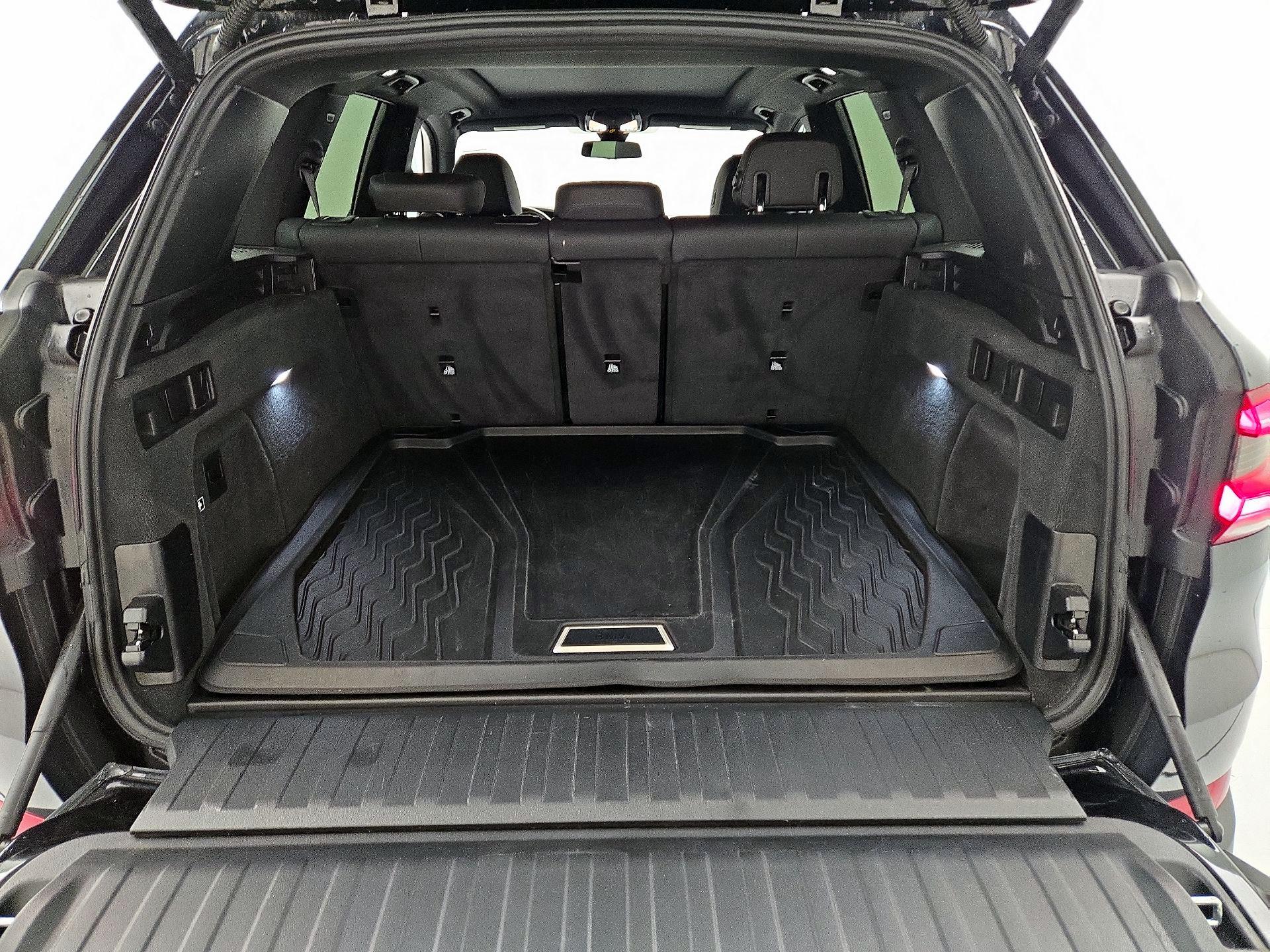 Thumbnail: 2021 BMW X5 - 20