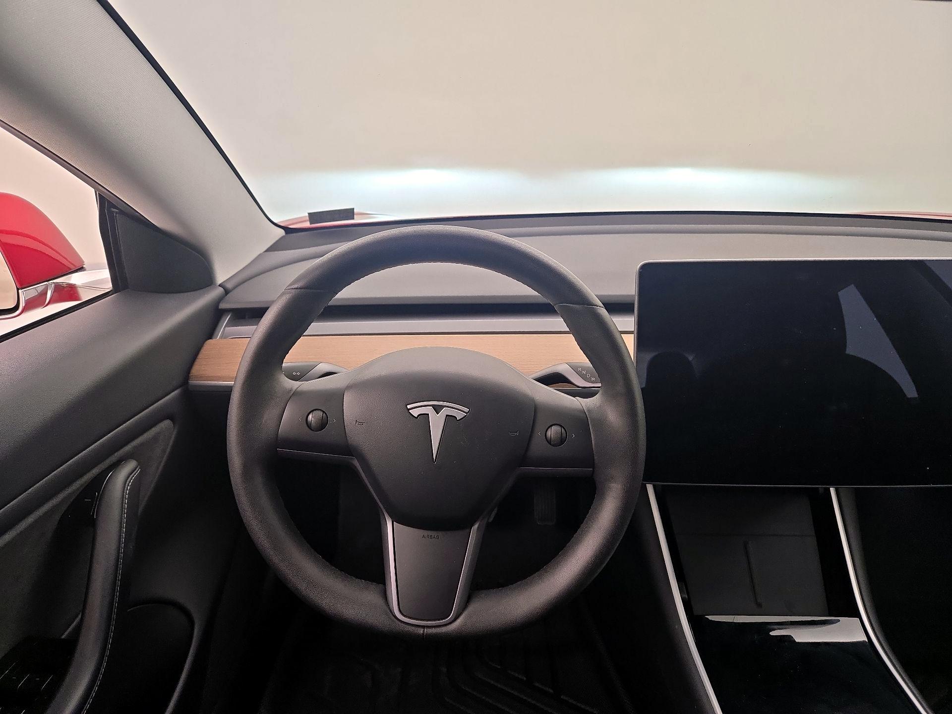 Thumbnail: 2020 Tesla Model 3 - 10