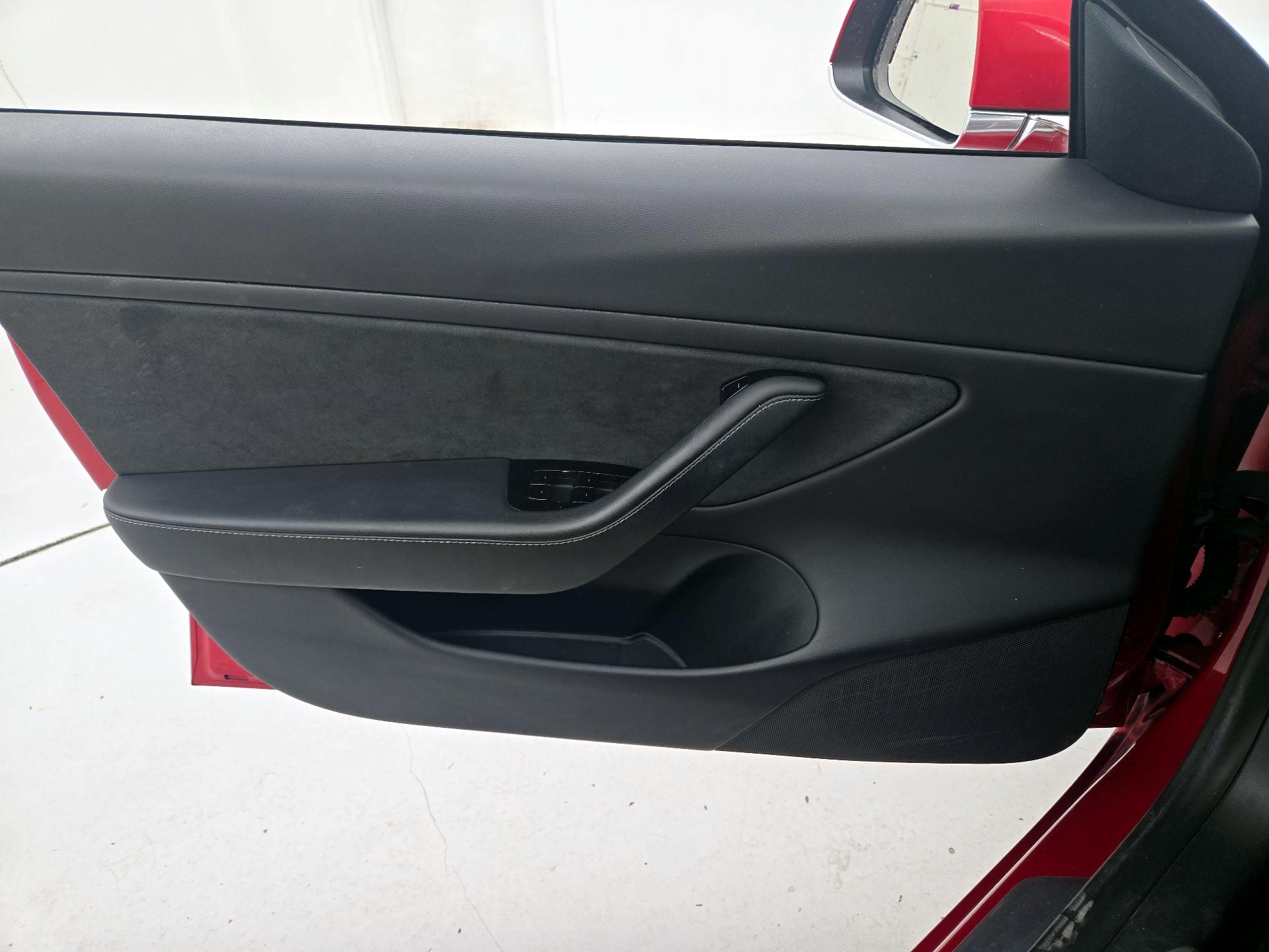 Thumbnail: 2020 Tesla Model 3 - 12