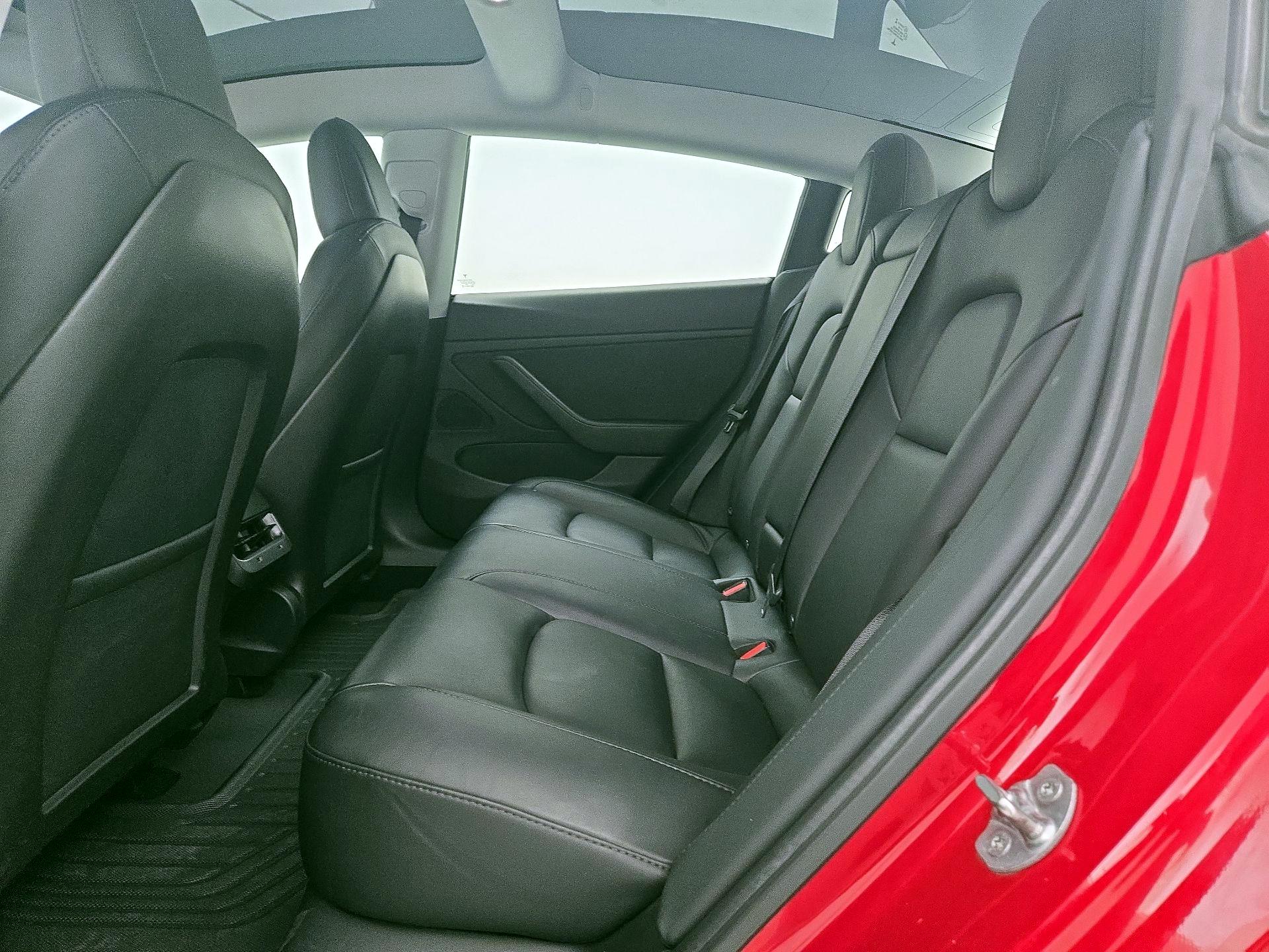 Thumbnail: 2020 Tesla Model 3 - 19