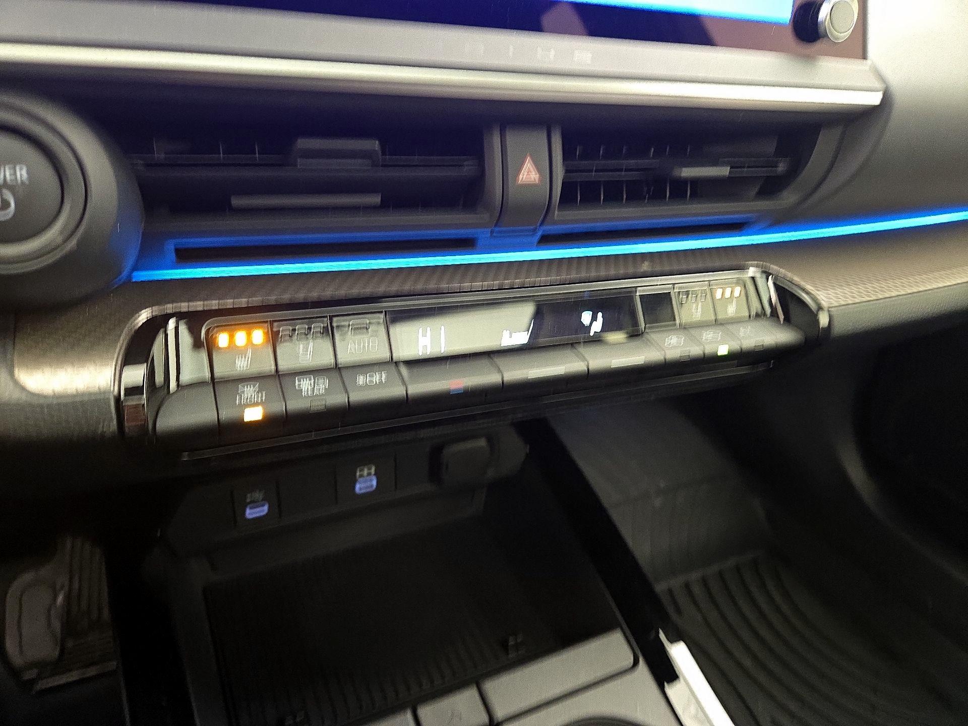 Thumbnail: 2025 Toyota Prius - 16