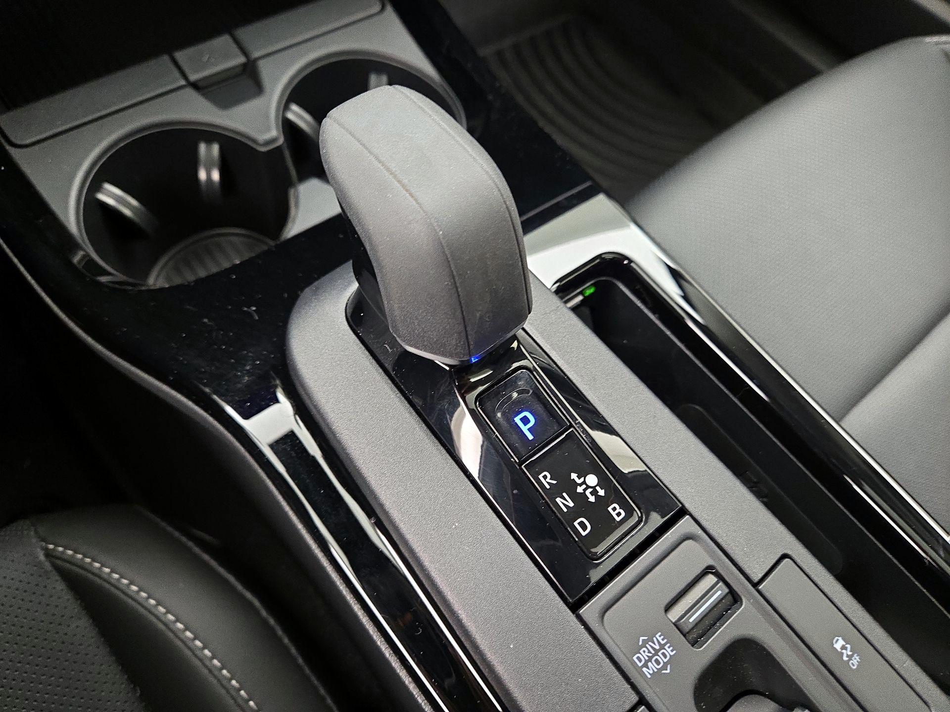 Thumbnail: 2025 Toyota Prius - 17