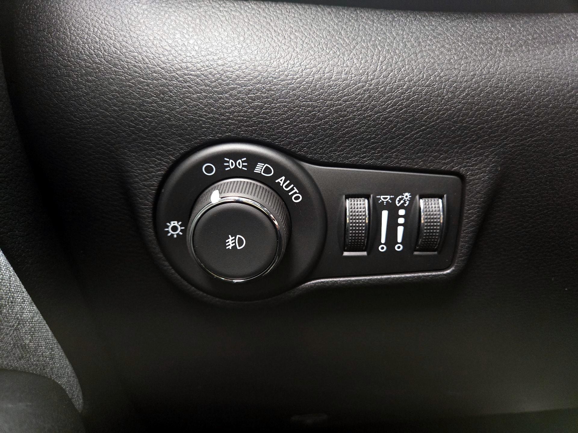 Thumbnail: 2024 Jeep Compass - 13