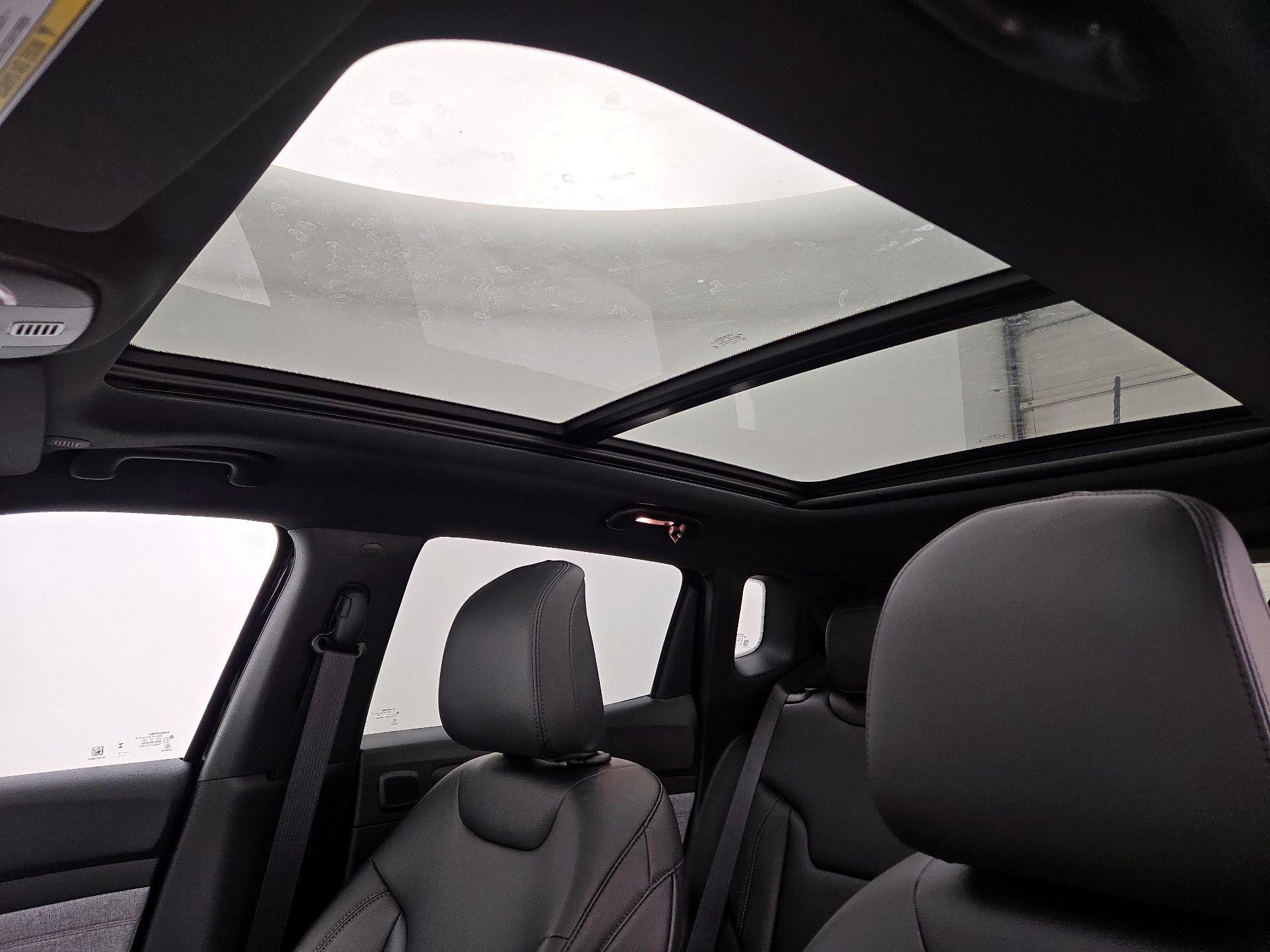 Thumbnail: 2024 Jeep Compass - 19