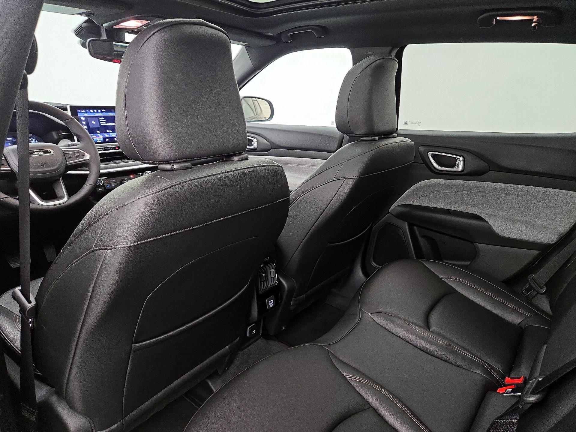 Thumbnail: 2024 Jeep Compass - 20