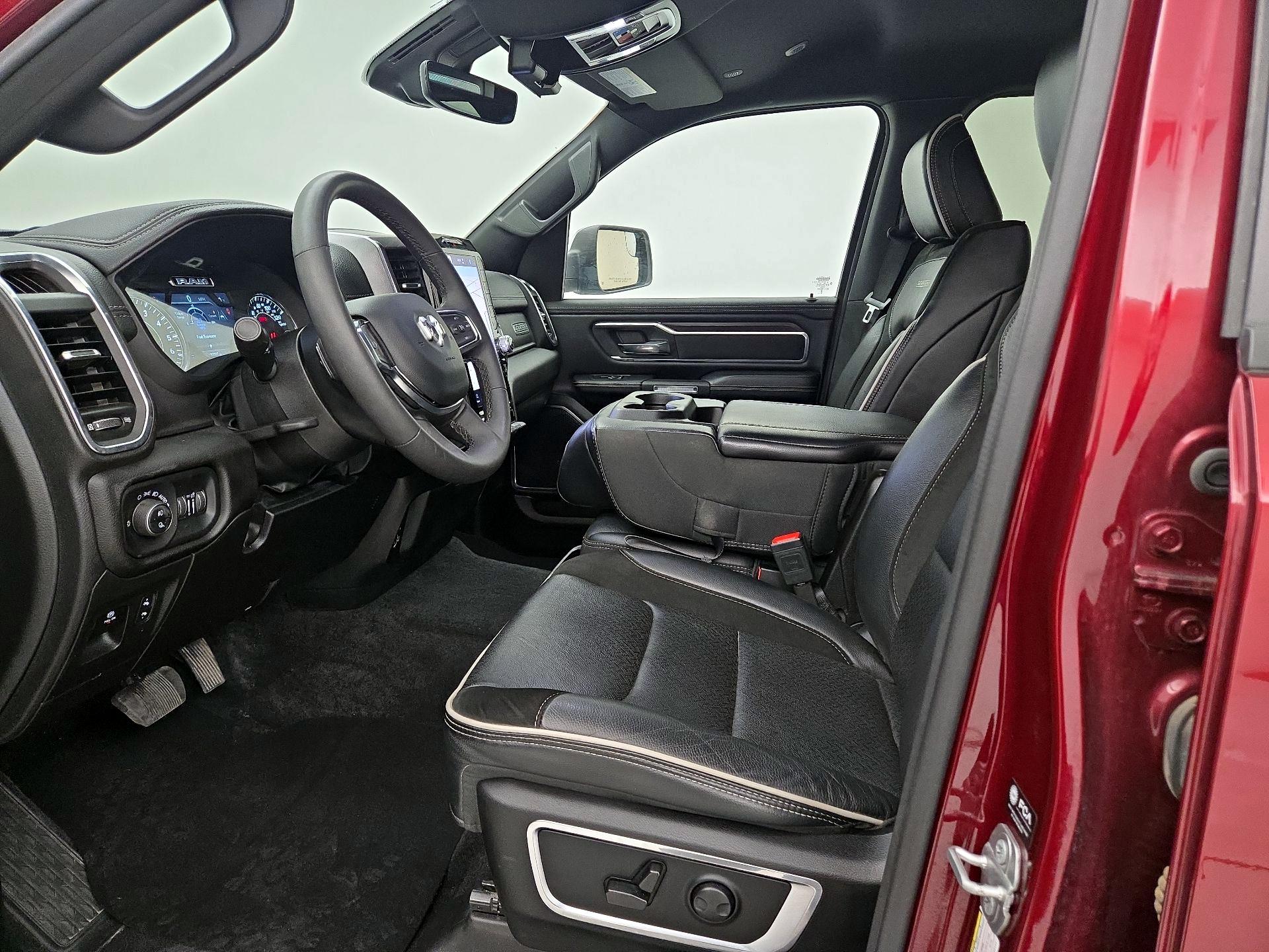 Thumbnail: 2025 RAM 1500 - 11
