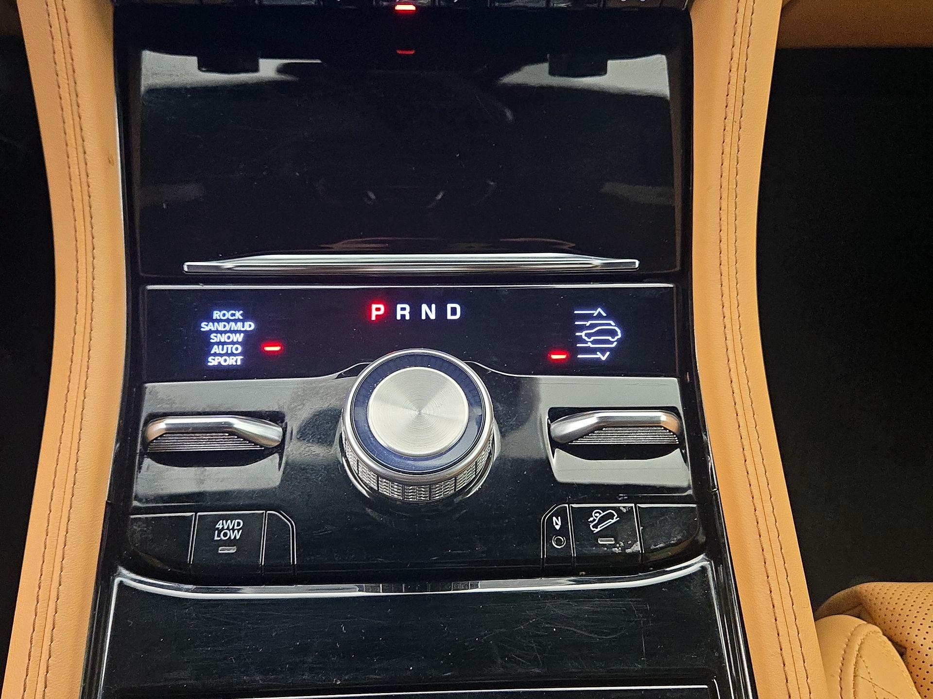 Thumbnail: 2023 Jeep Grand Cherokee - 18