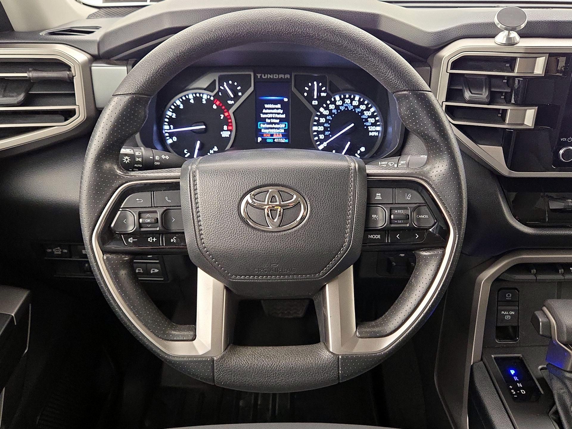 Thumbnail: 2022 Toyota Tundra - 10