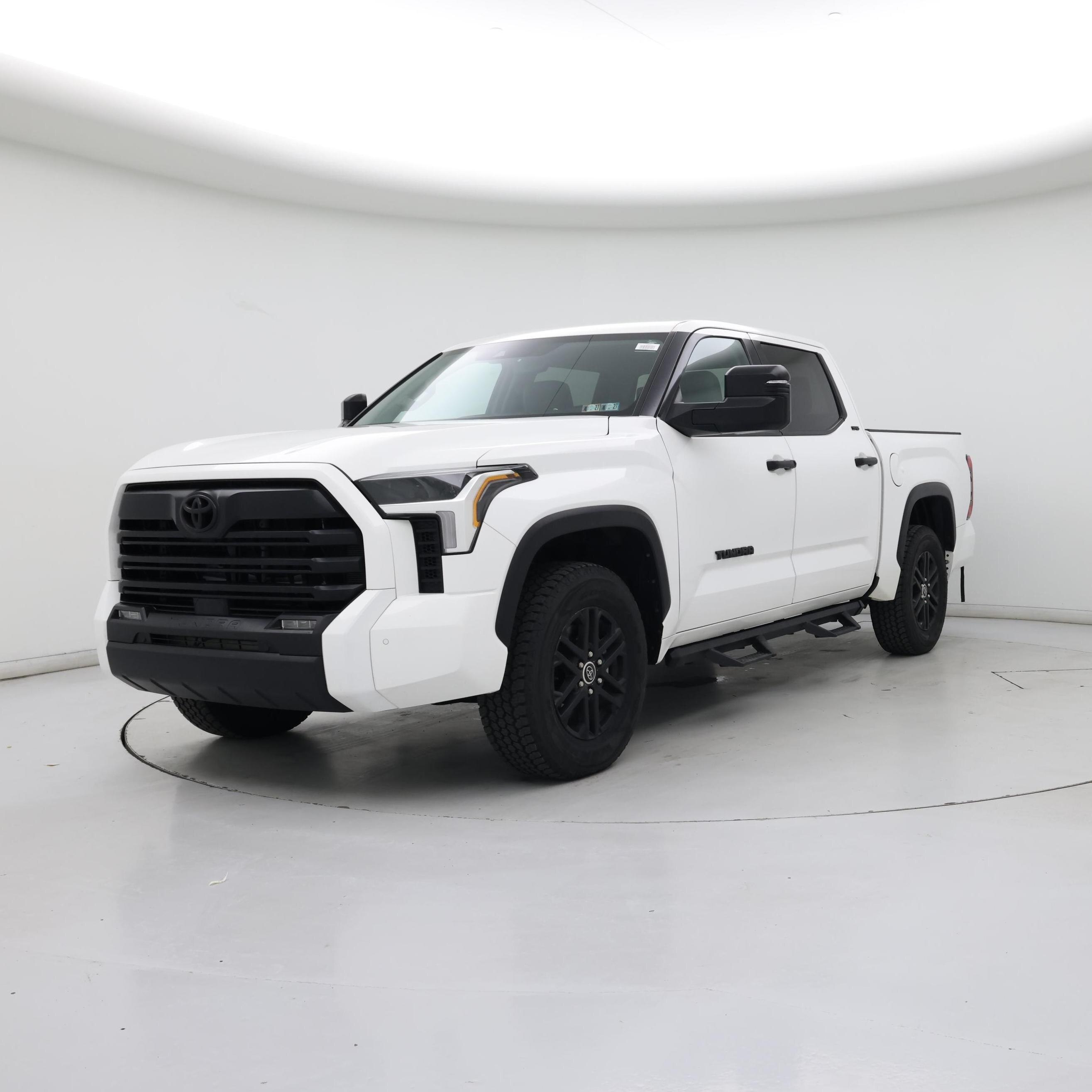 Thumbnail: 2022 Toyota Tundra - 4