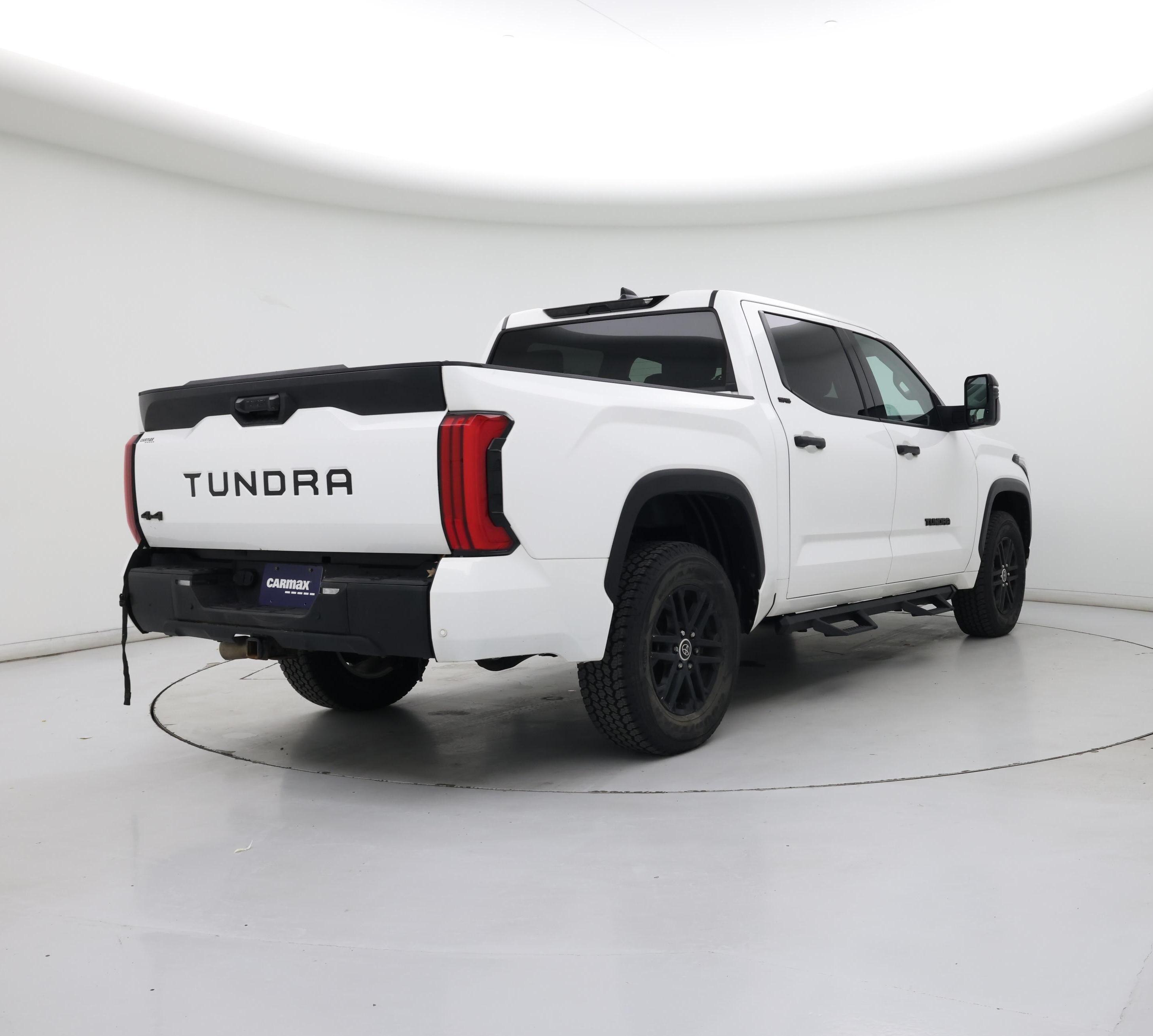 Thumbnail: 2022 Toyota Tundra - 8