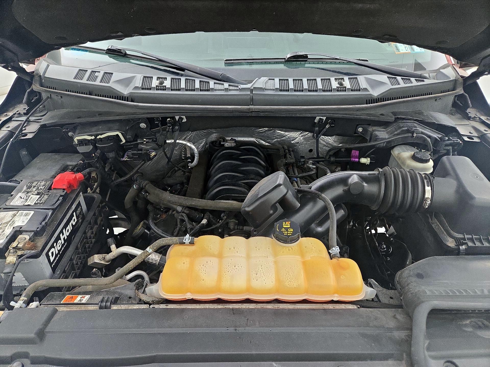 Thumbnail: 2015 Ford F-150 - 19