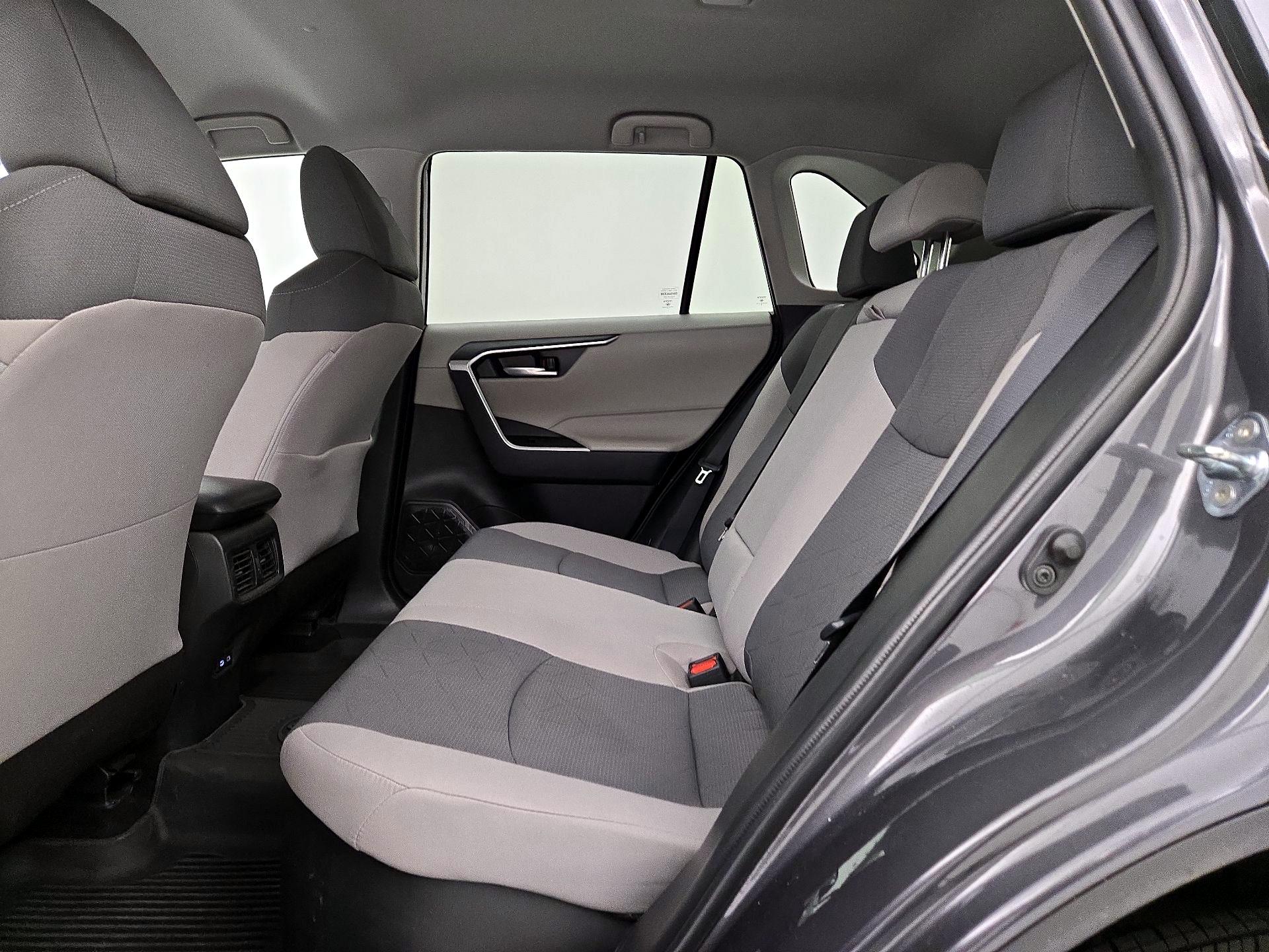 Thumbnail: 2025 Toyota RAV4 - 18