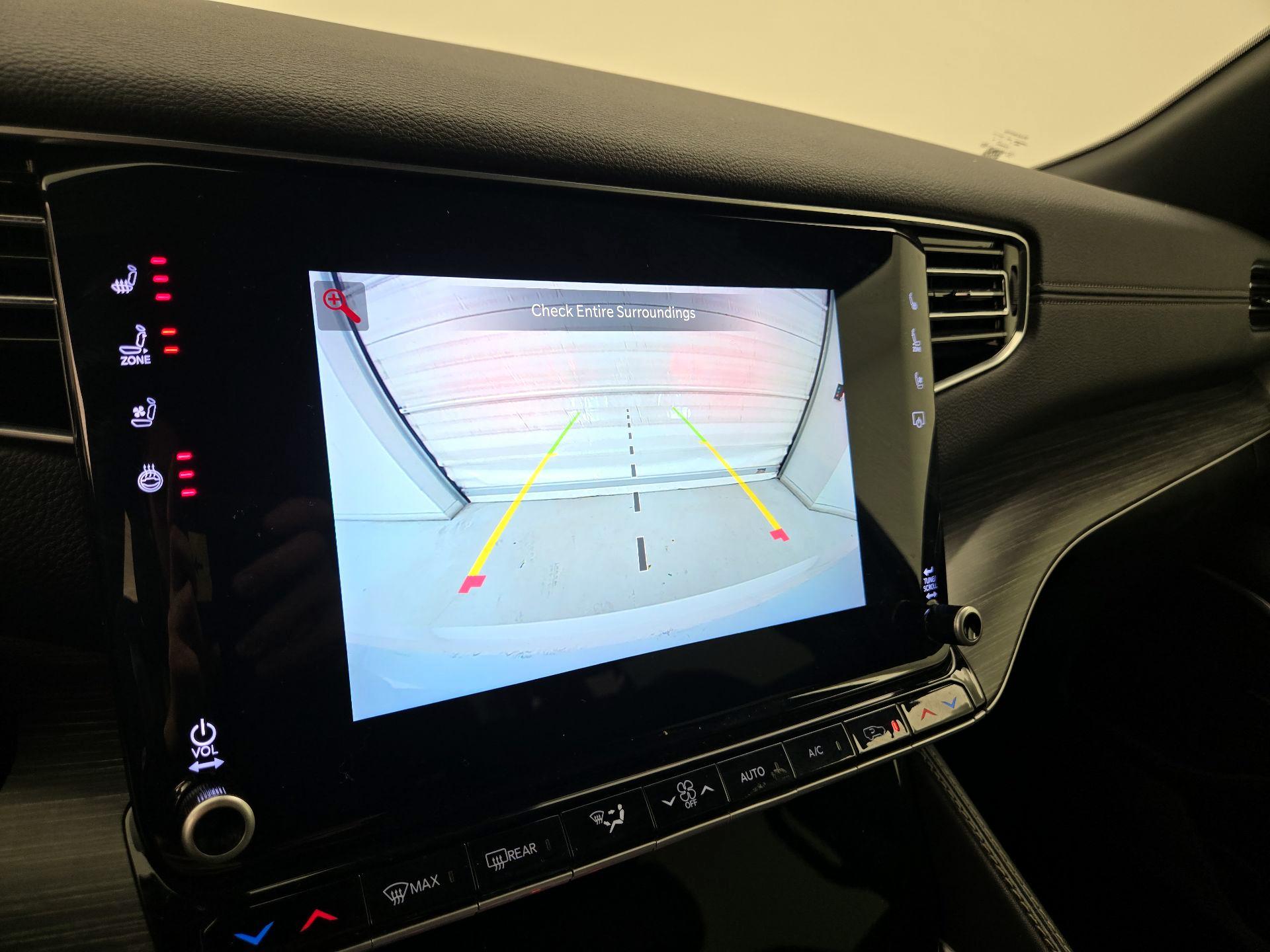 Thumbnail: 2024 Jeep Wagoneer - 15