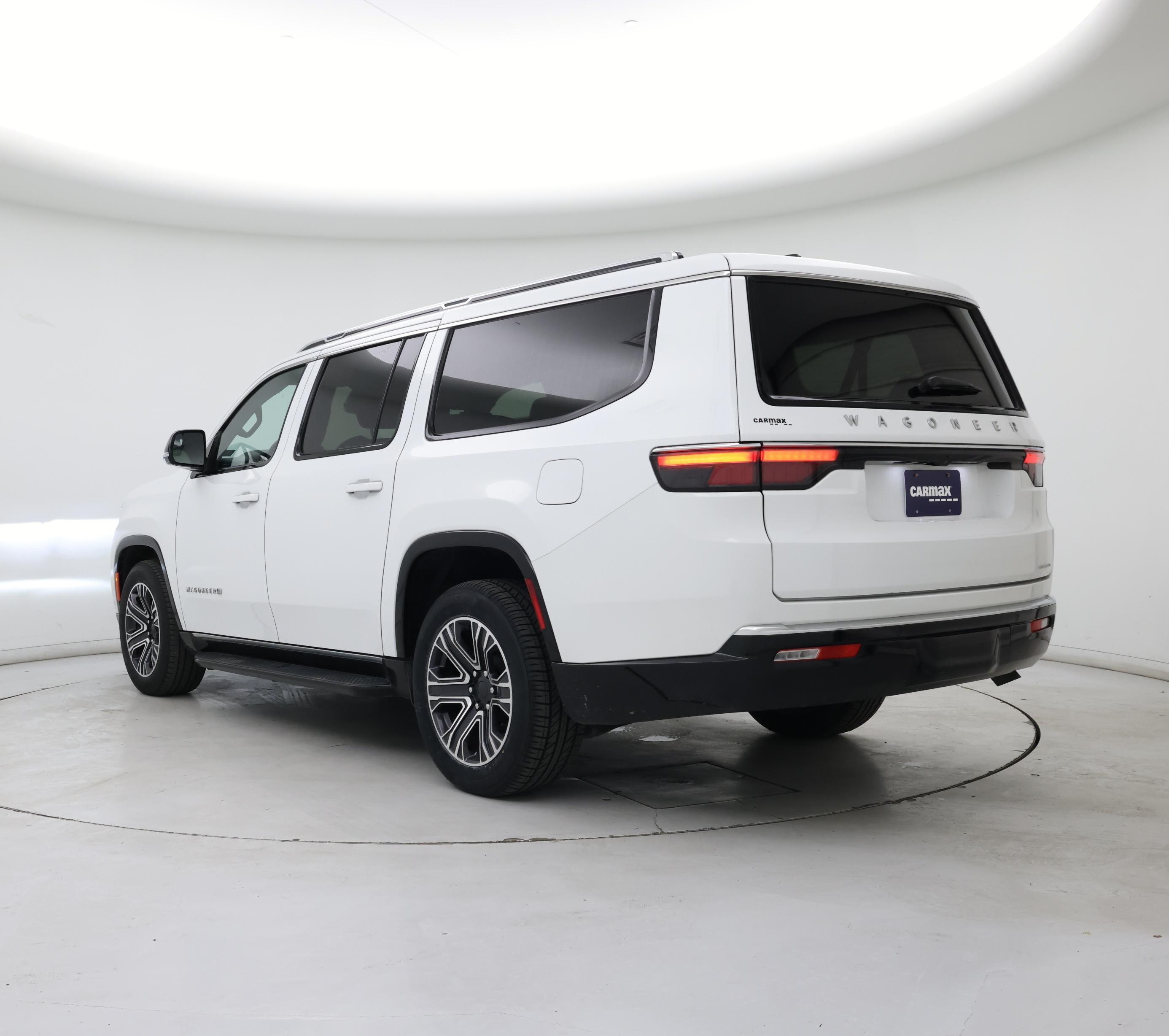 Thumbnail: 2024 Jeep Wagoneer - 2