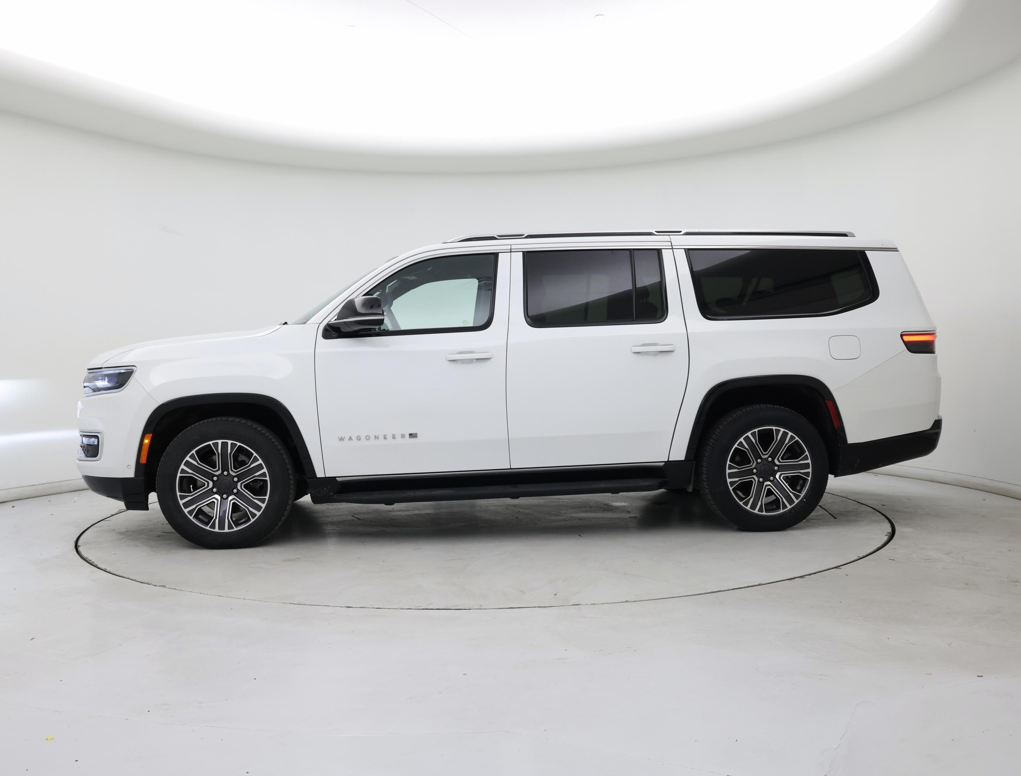 Thumbnail: 2024 Jeep Wagoneer - 3