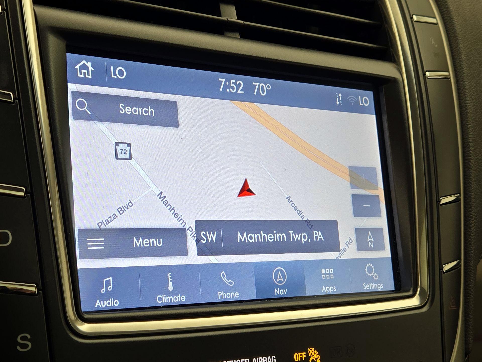 Thumbnail: 2020 Lincoln Nautilus - 13