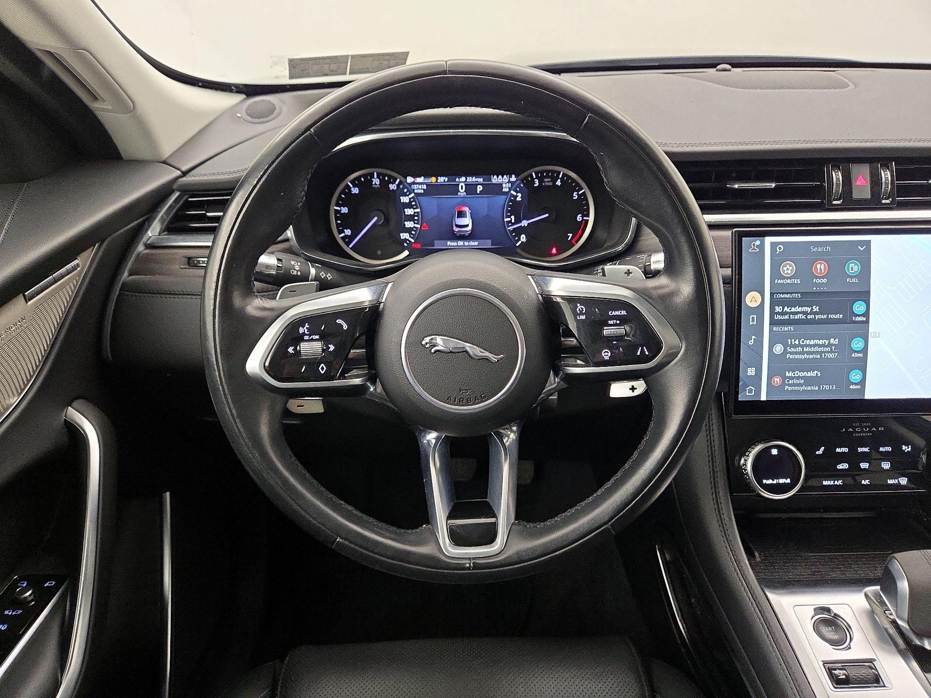 Thumbnail: 2022 Jaguar F-Pace - 10