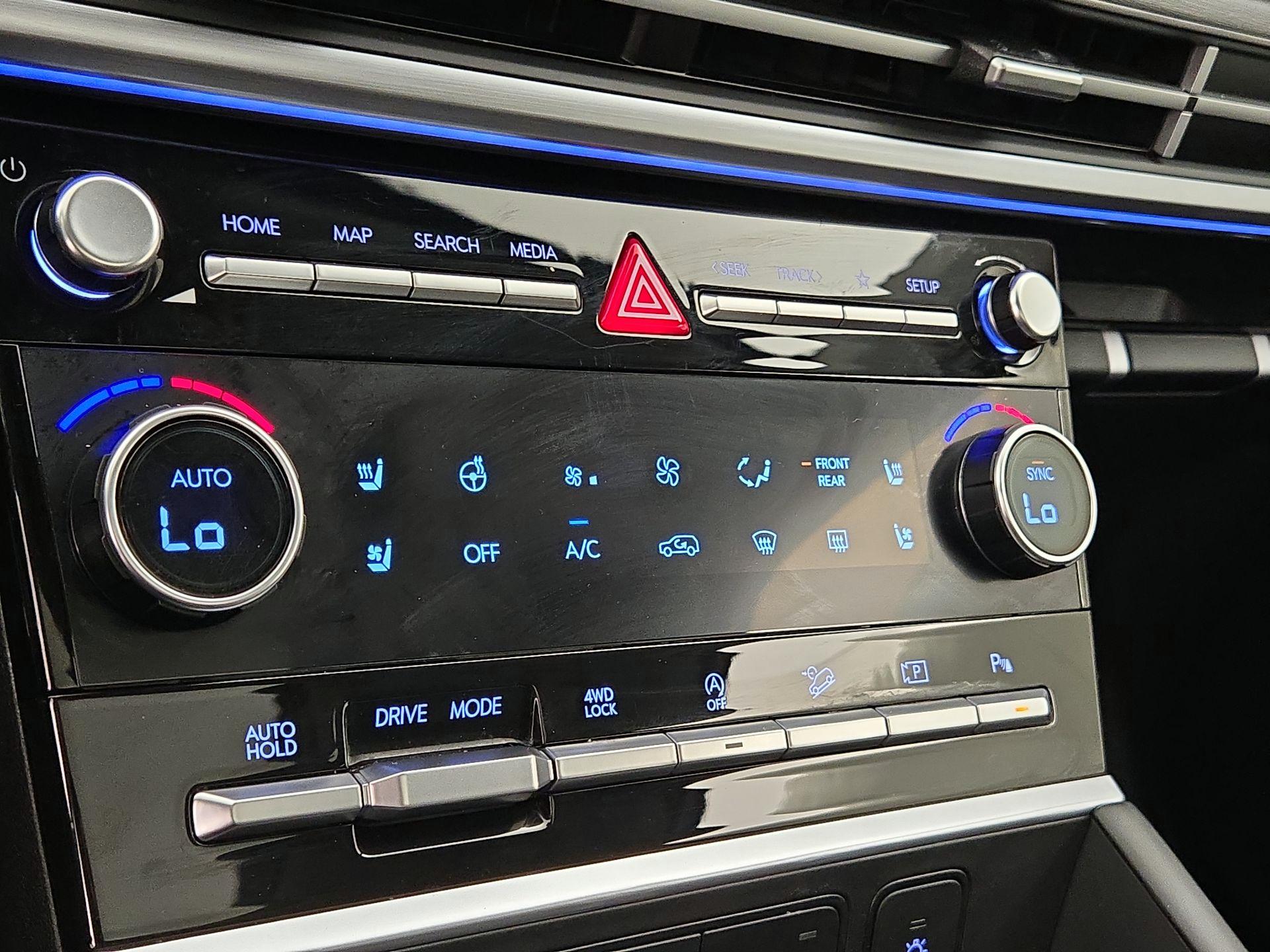 Thumbnail: 2024 Hyundai Santa Fe - 16