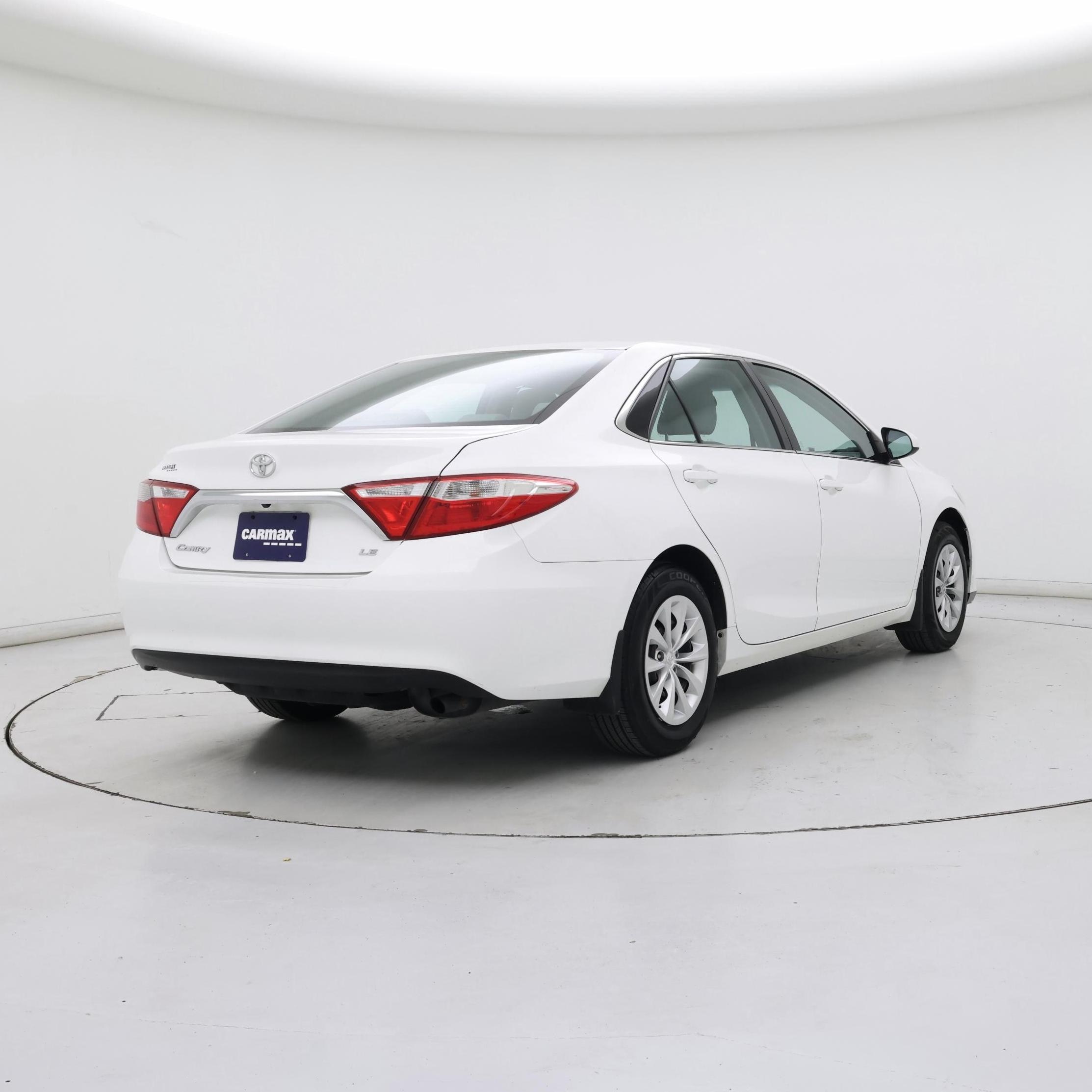 Thumbnail: 2016 Toyota Camry - 8