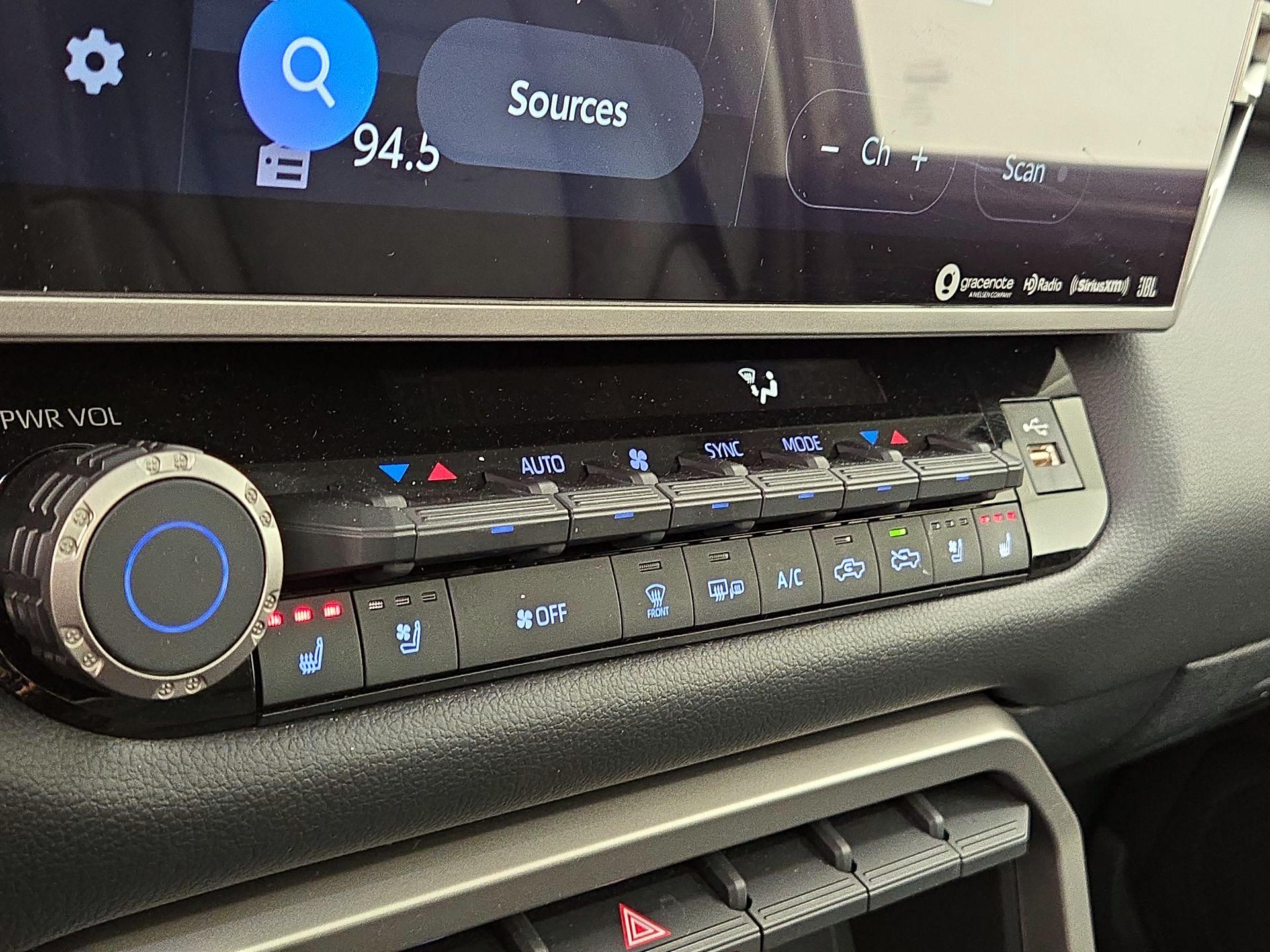 Thumbnail: 2024 Toyota Tundra - 16