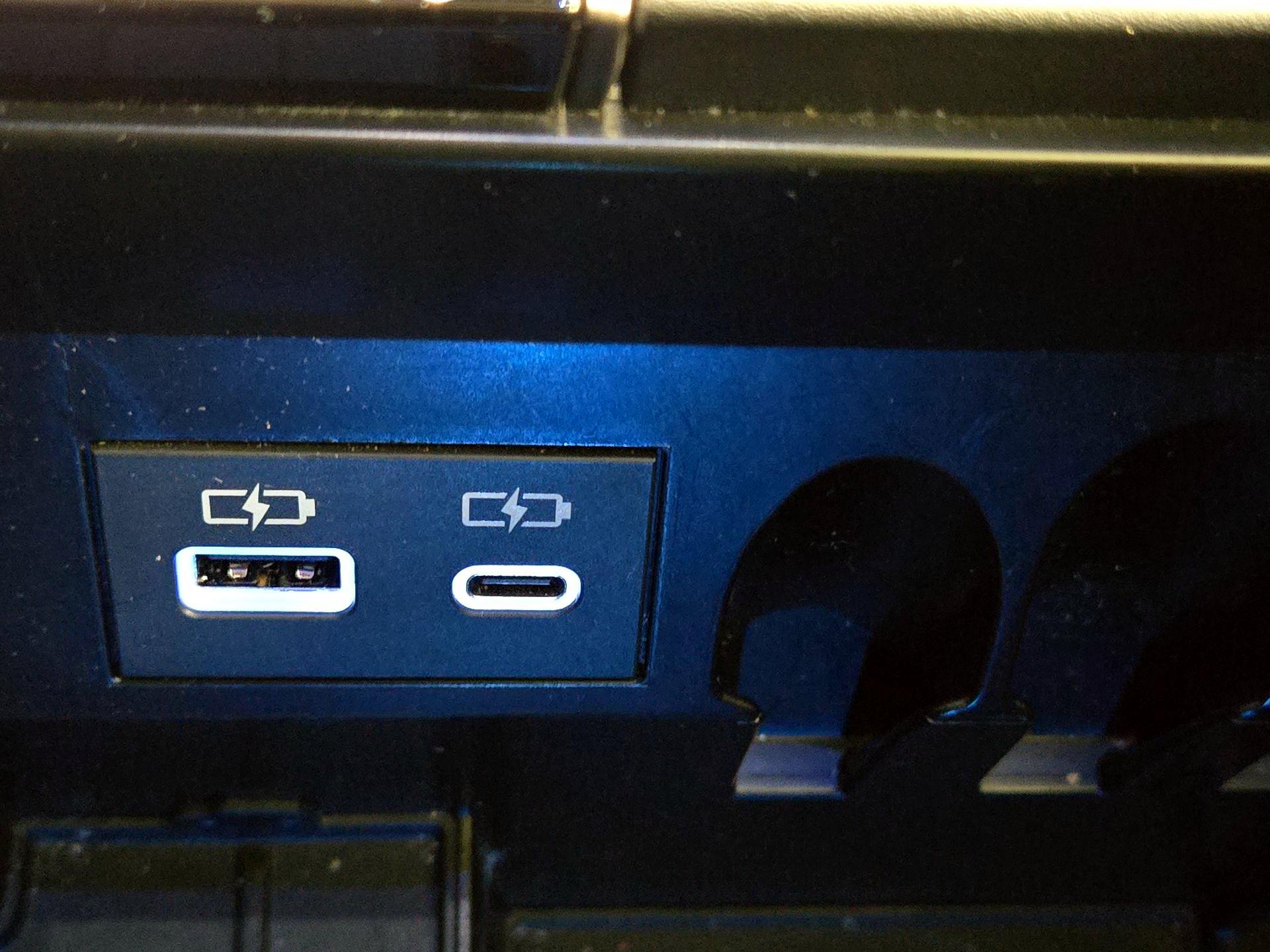 Thumbnail: 2024 Toyota Tundra - 18