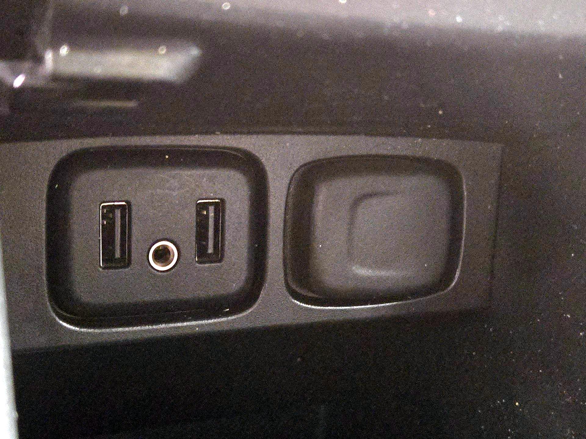 Thumbnail: 2017 Buick Encore - 17