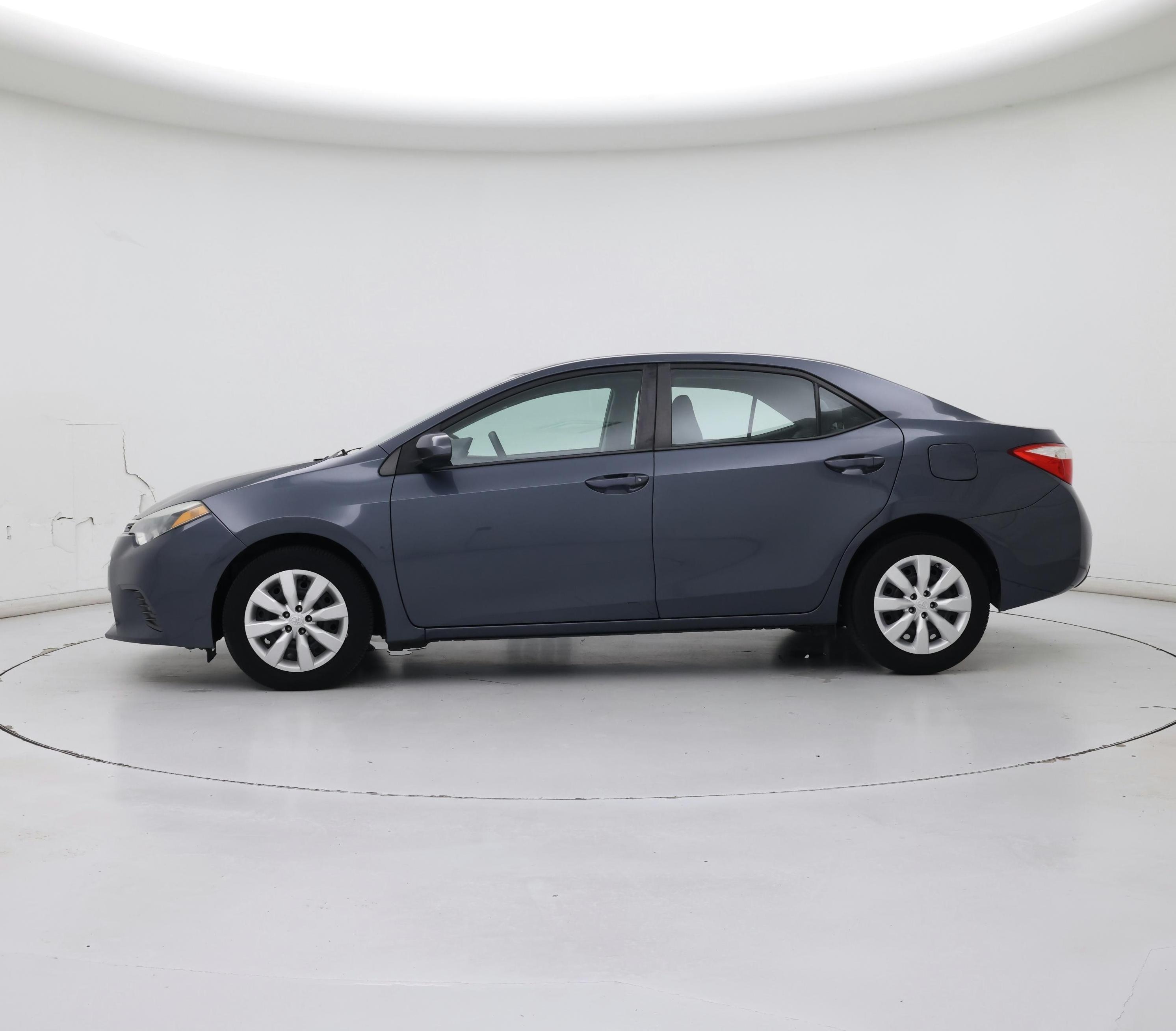 Thumbnail: 2015 Toyota Corolla - 3
