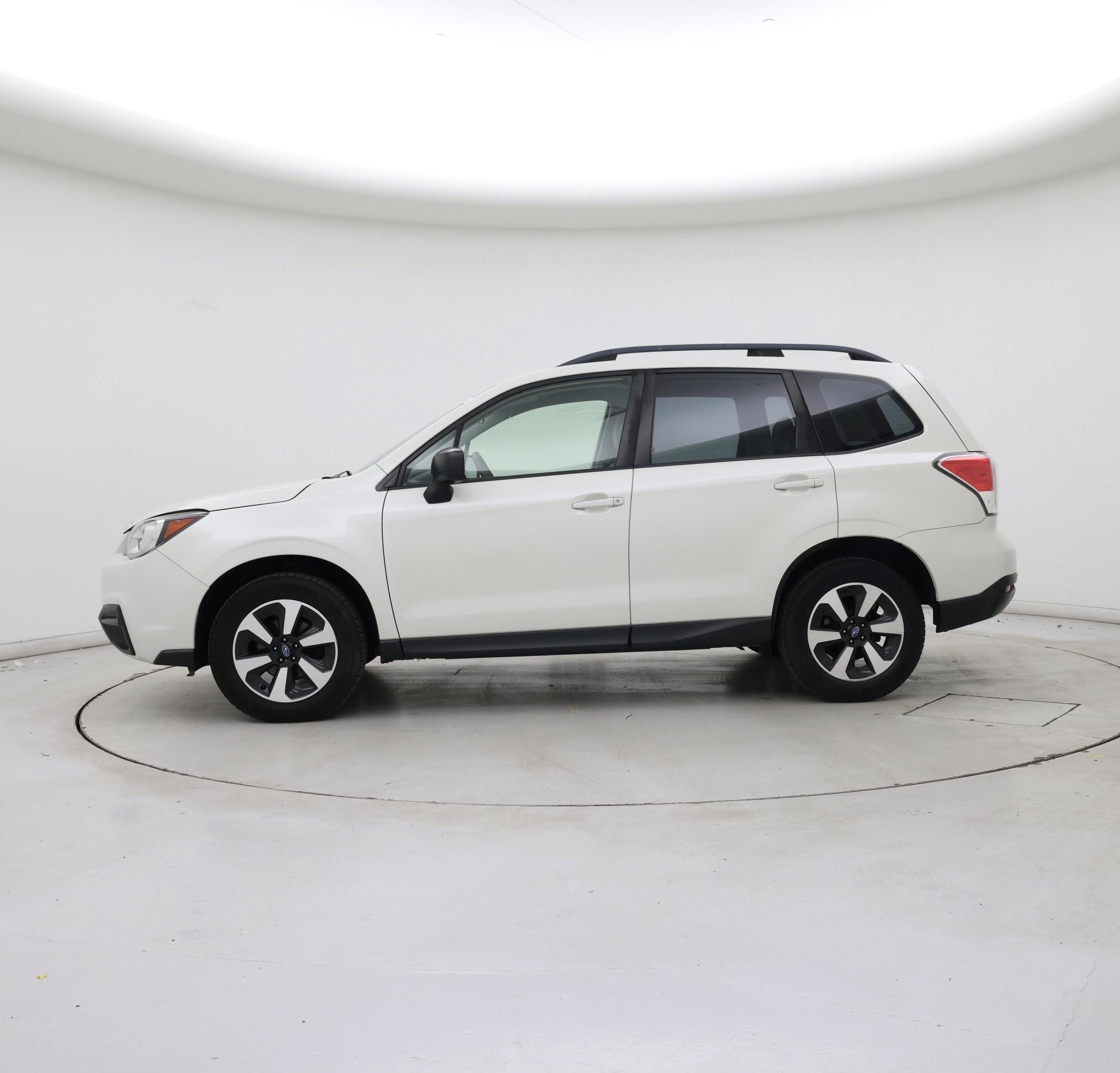 Thumbnail: 2017 Subaru Forester - 3