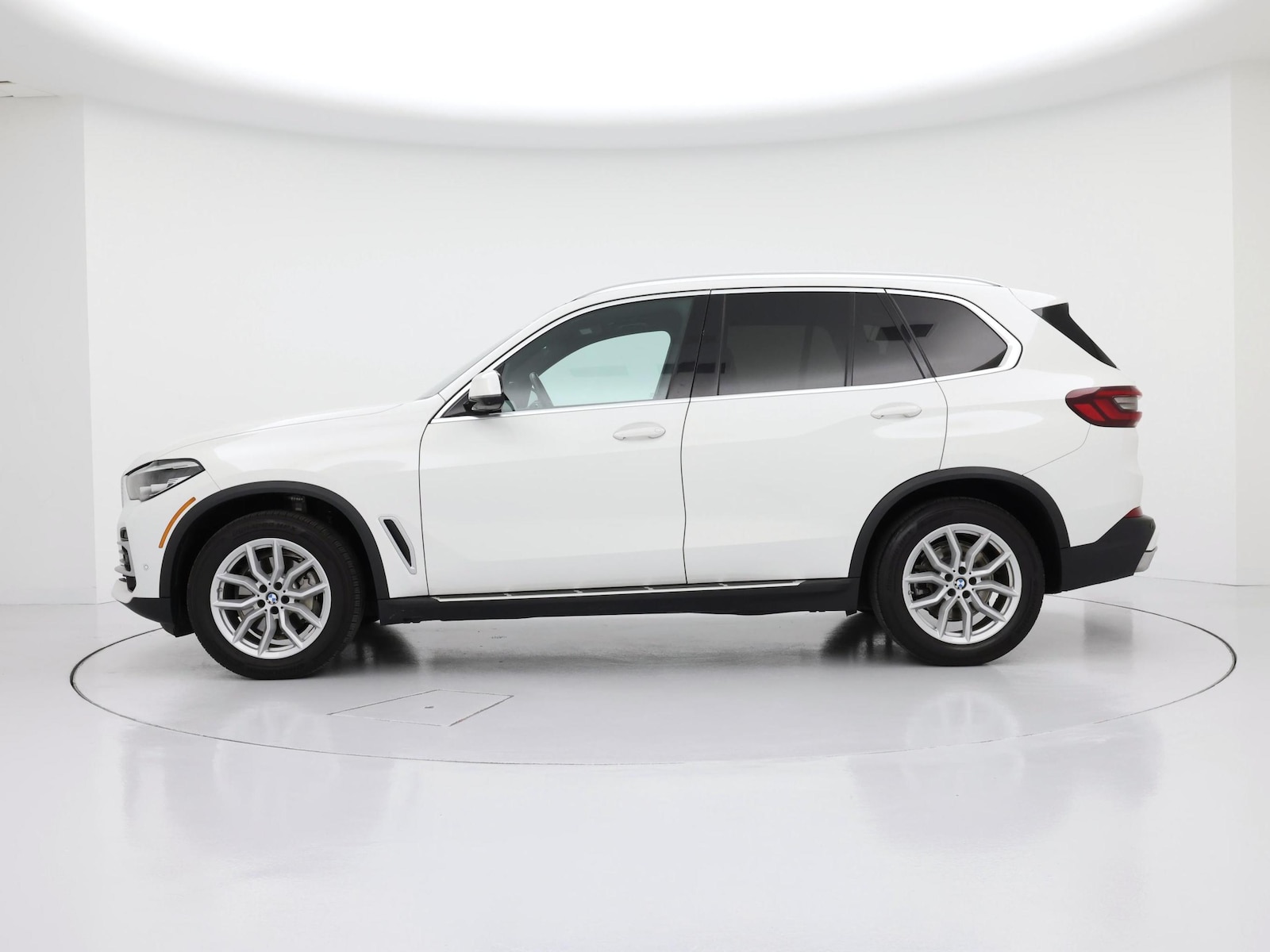 2023 BMW X5 40i