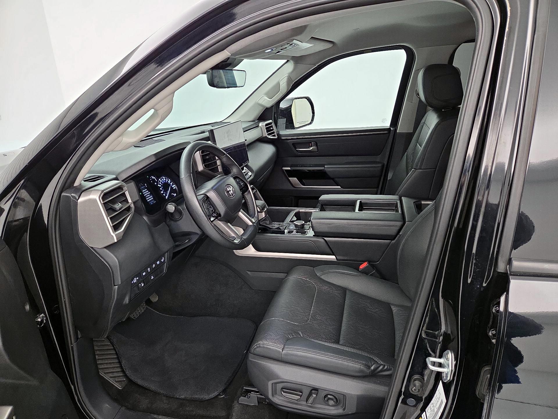 Thumbnail: 2022 Toyota Tundra - 11