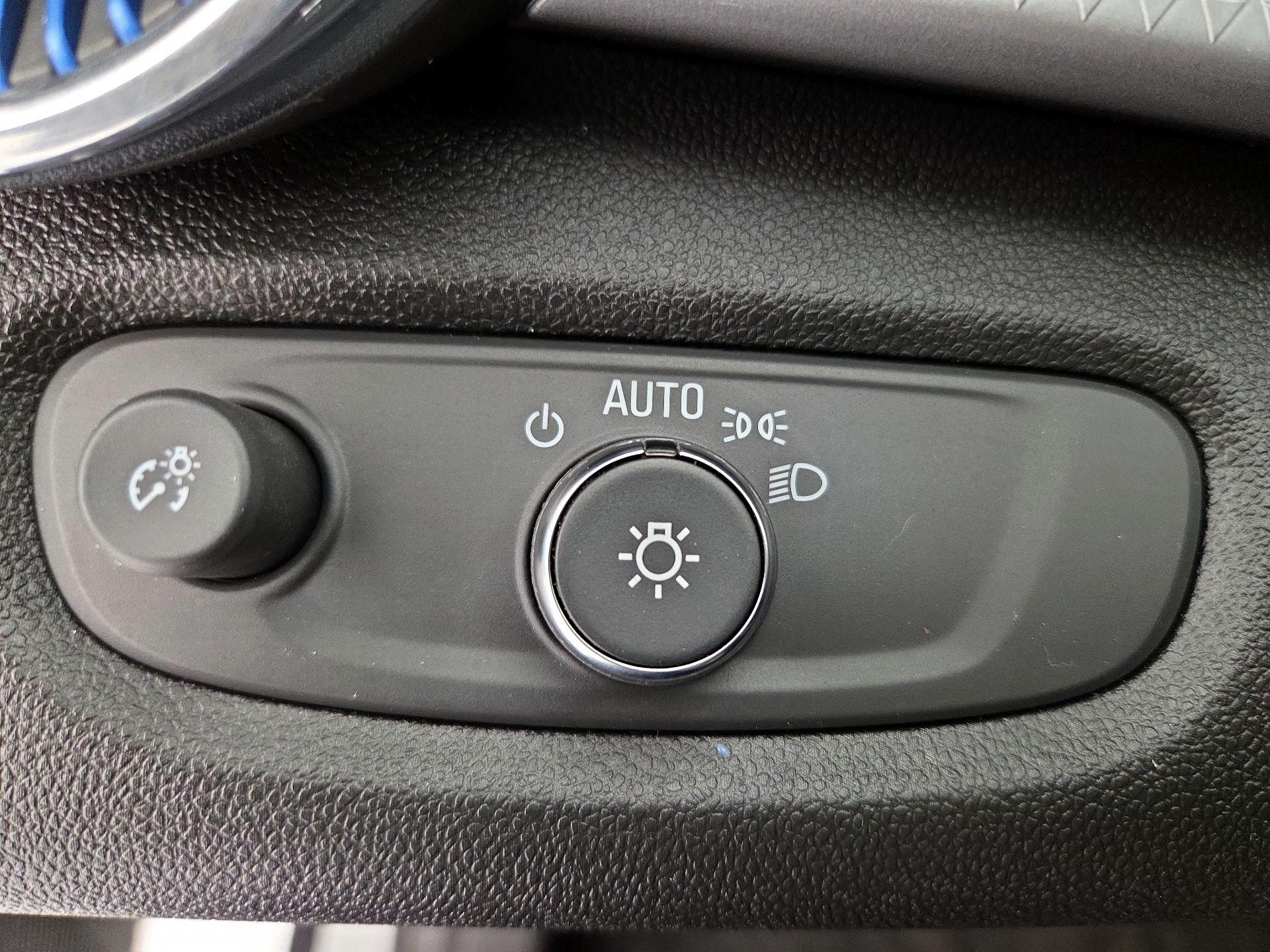 Thumbnail: 2025 Chevrolet Trax - 13