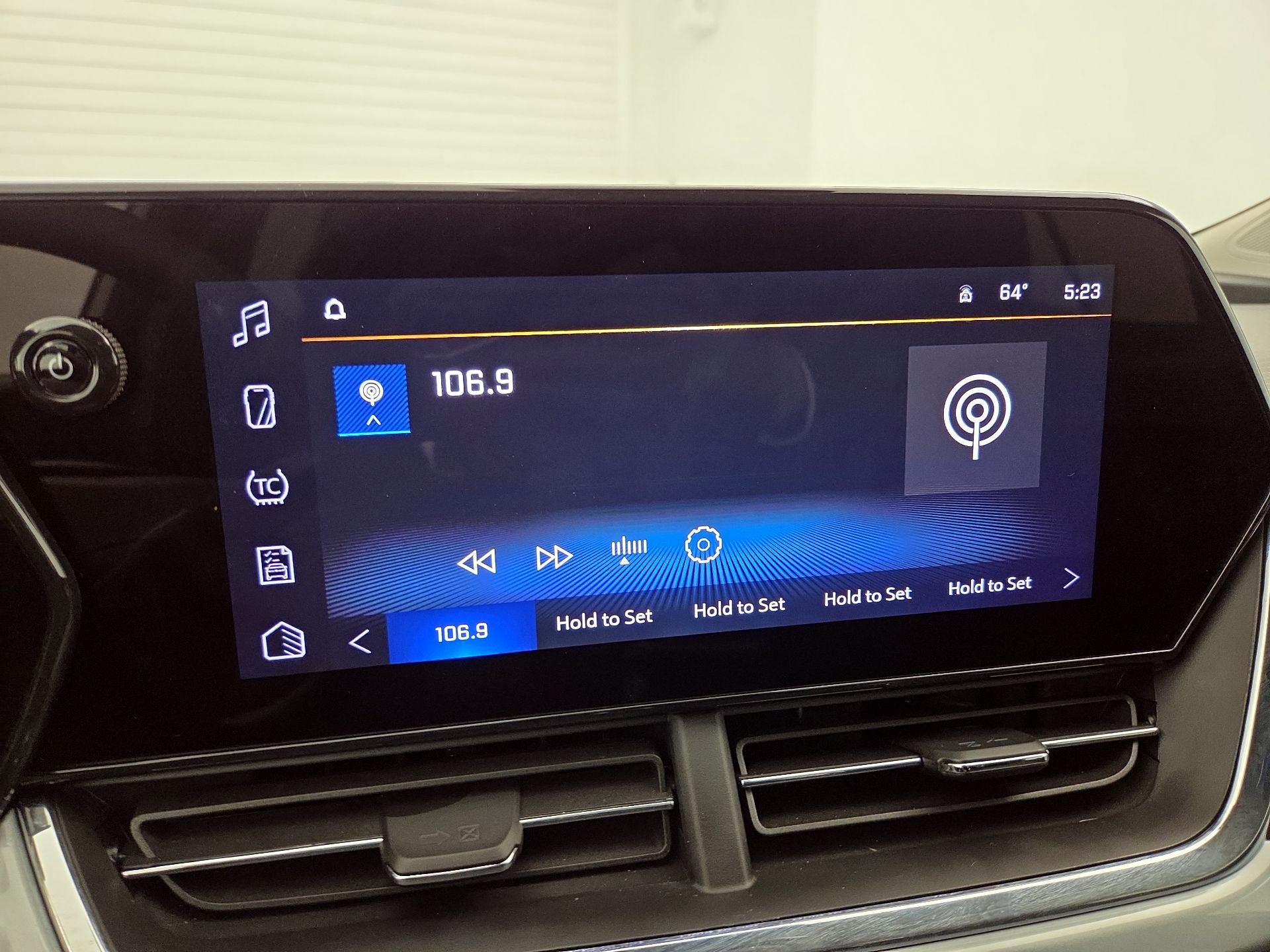 Thumbnail: 2025 Chevrolet Trax - 15