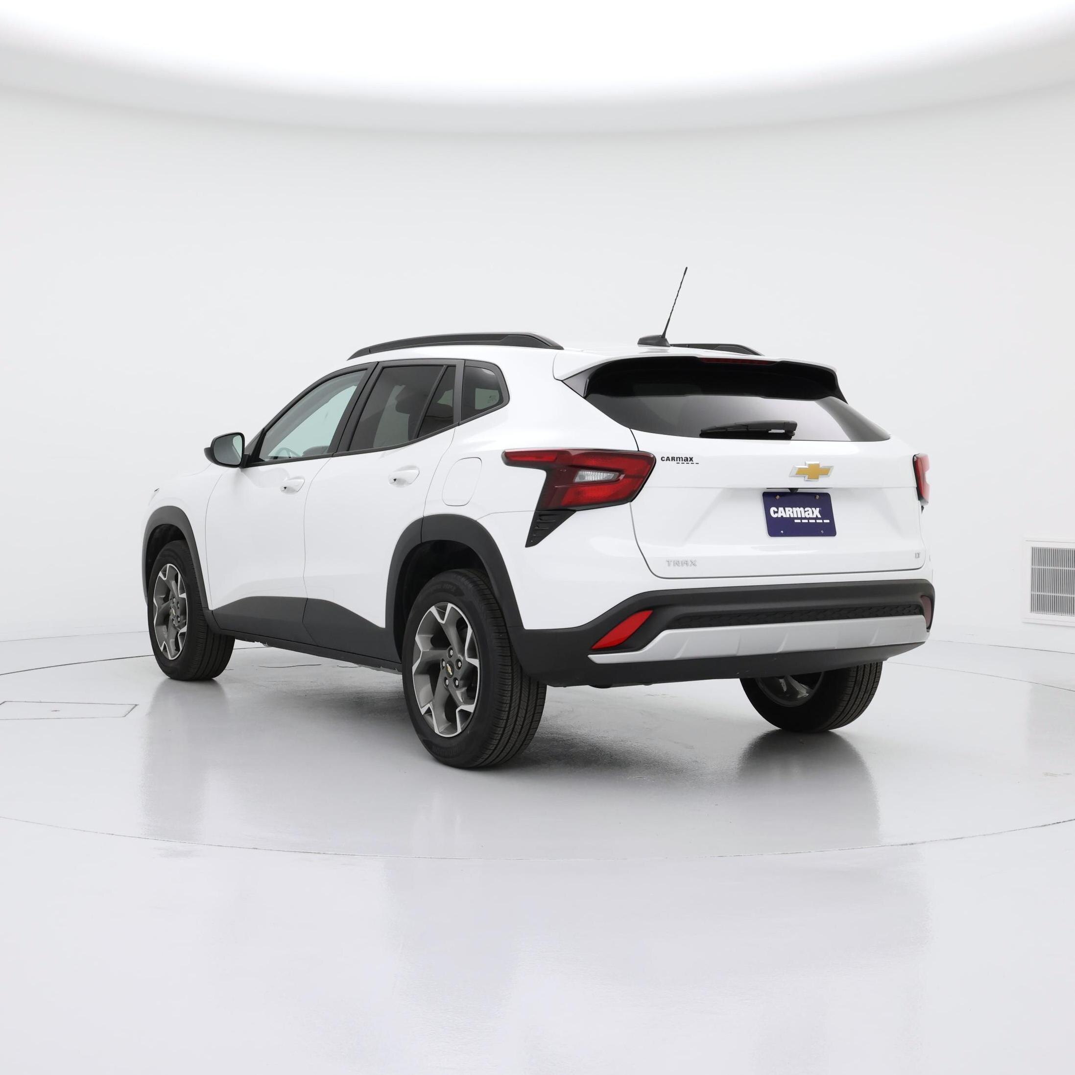 Thumbnail: 2025 Chevrolet Trax - 2