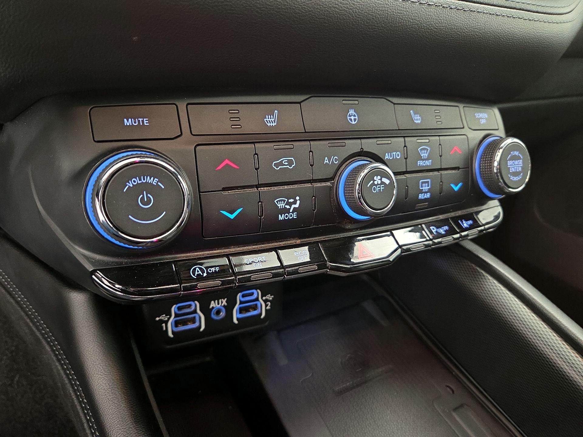 Thumbnail: 2022 Dodge Durango - 17