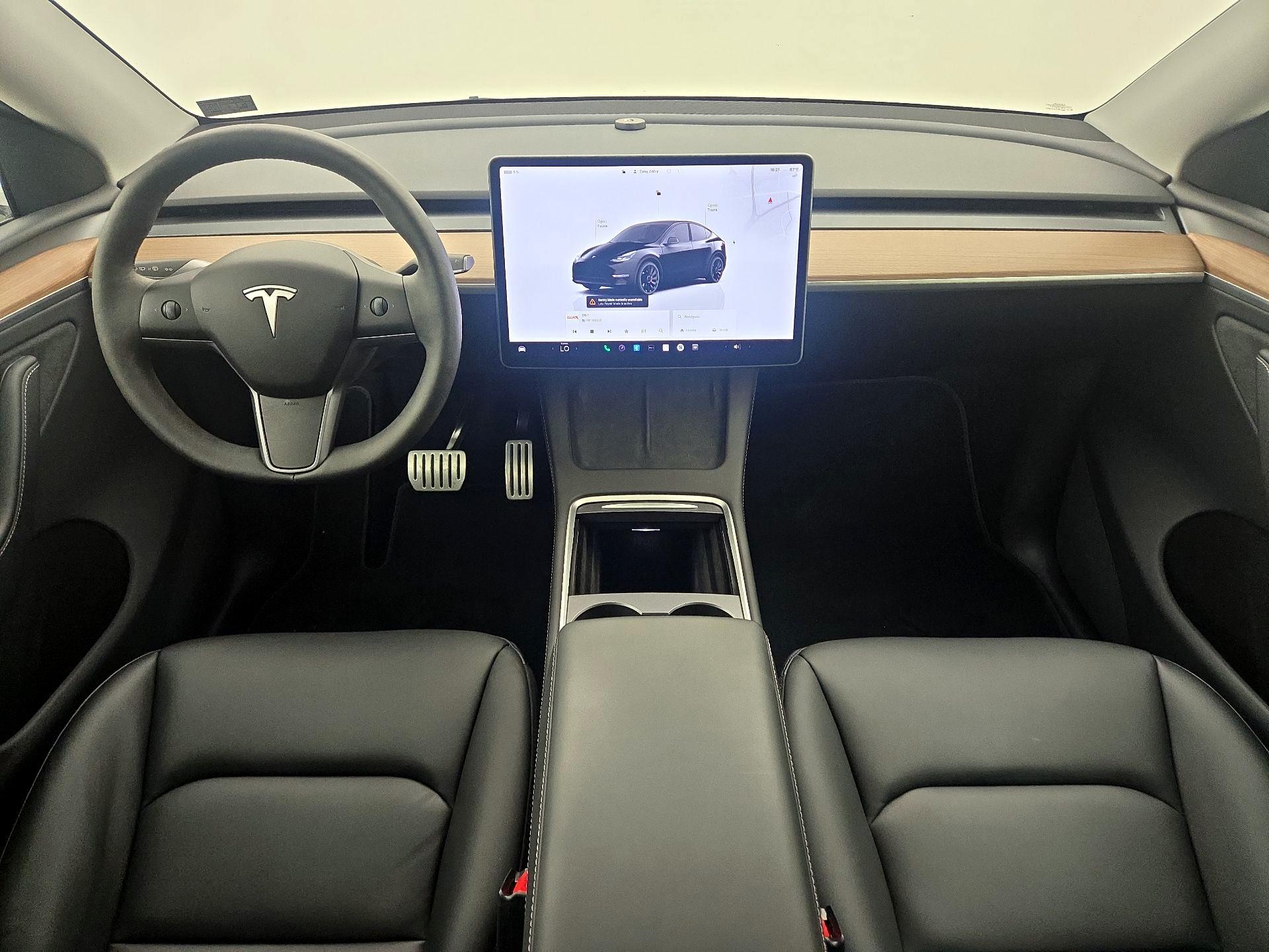 Thumbnail: 2024 Tesla Model Y - 9