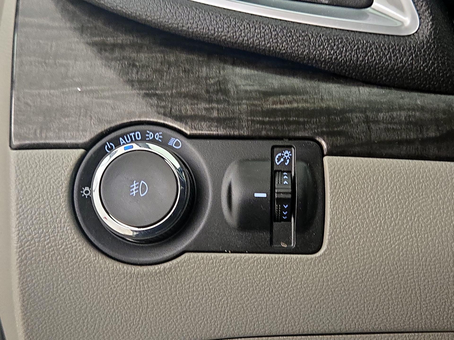 Thumbnail: 2015 Buick Encore - 13