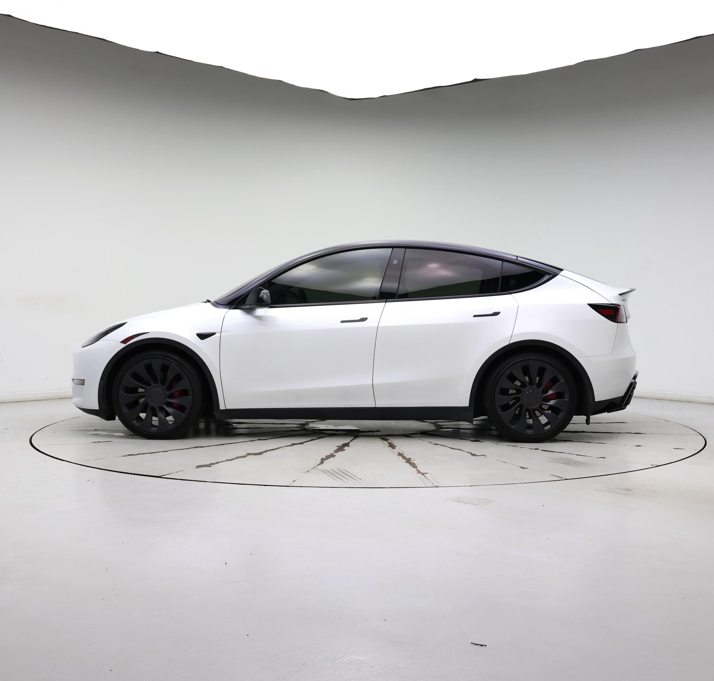 Thumbnail: 2023 Tesla Model Y - 3