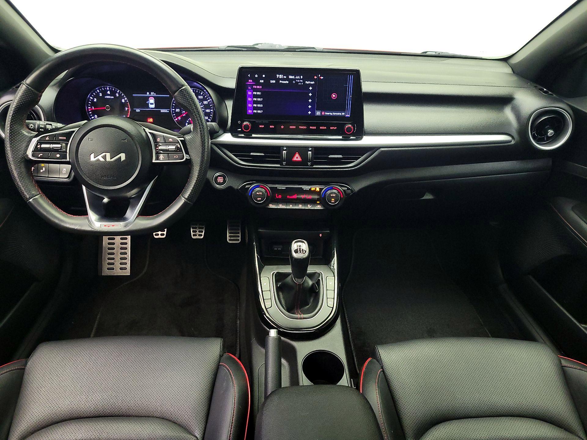 Thumbnail: 2023 Kia Forte - 9
