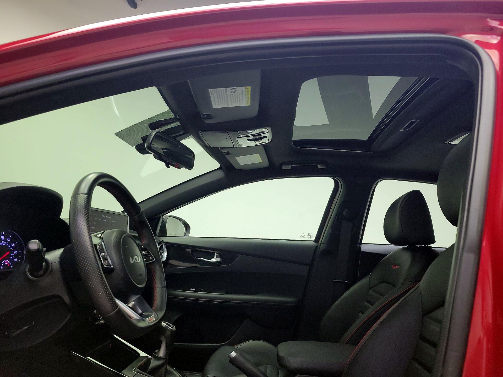 Thumbnail: 2023 Kia Forte - 19