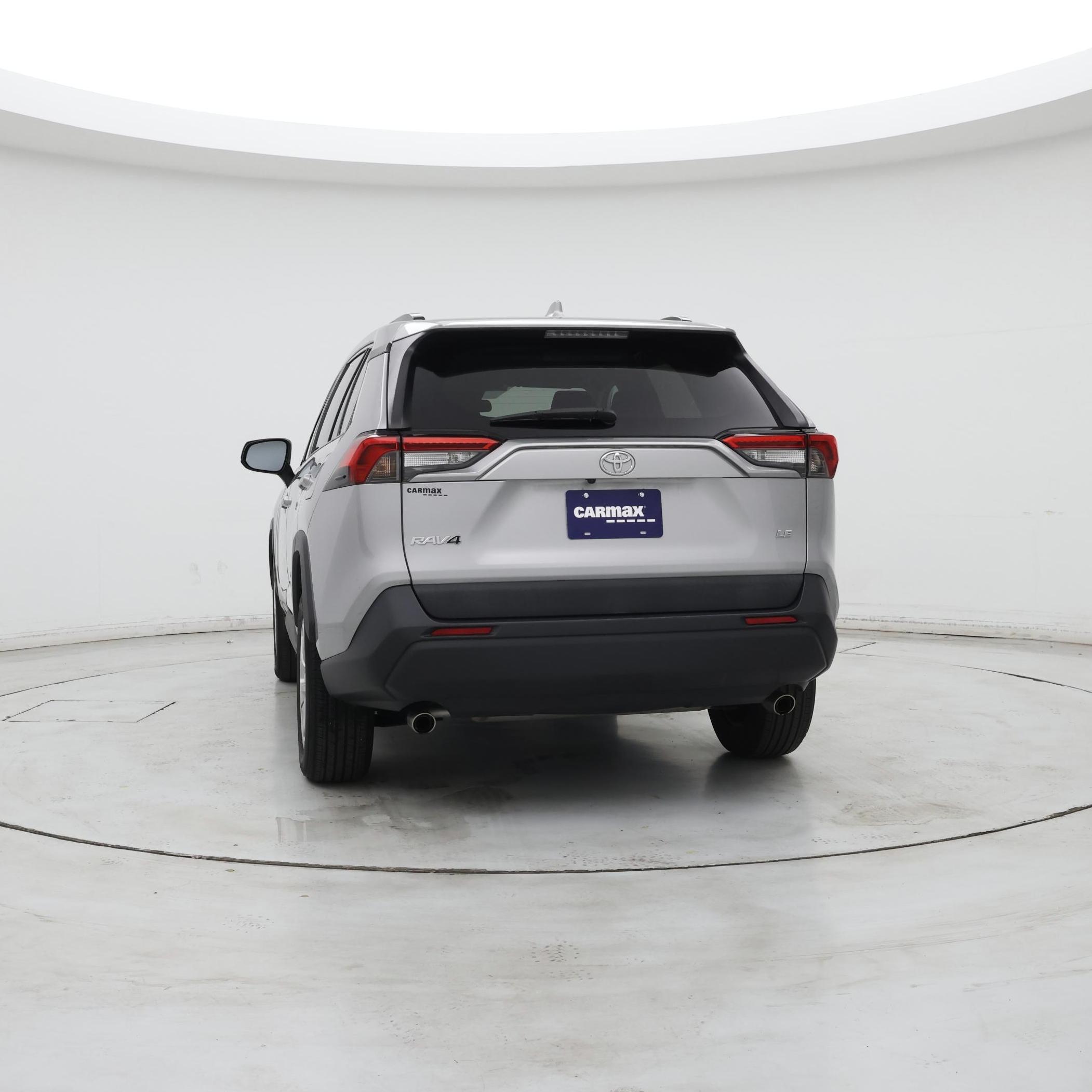 Thumbnail: 2019 Toyota RAV4 - 6