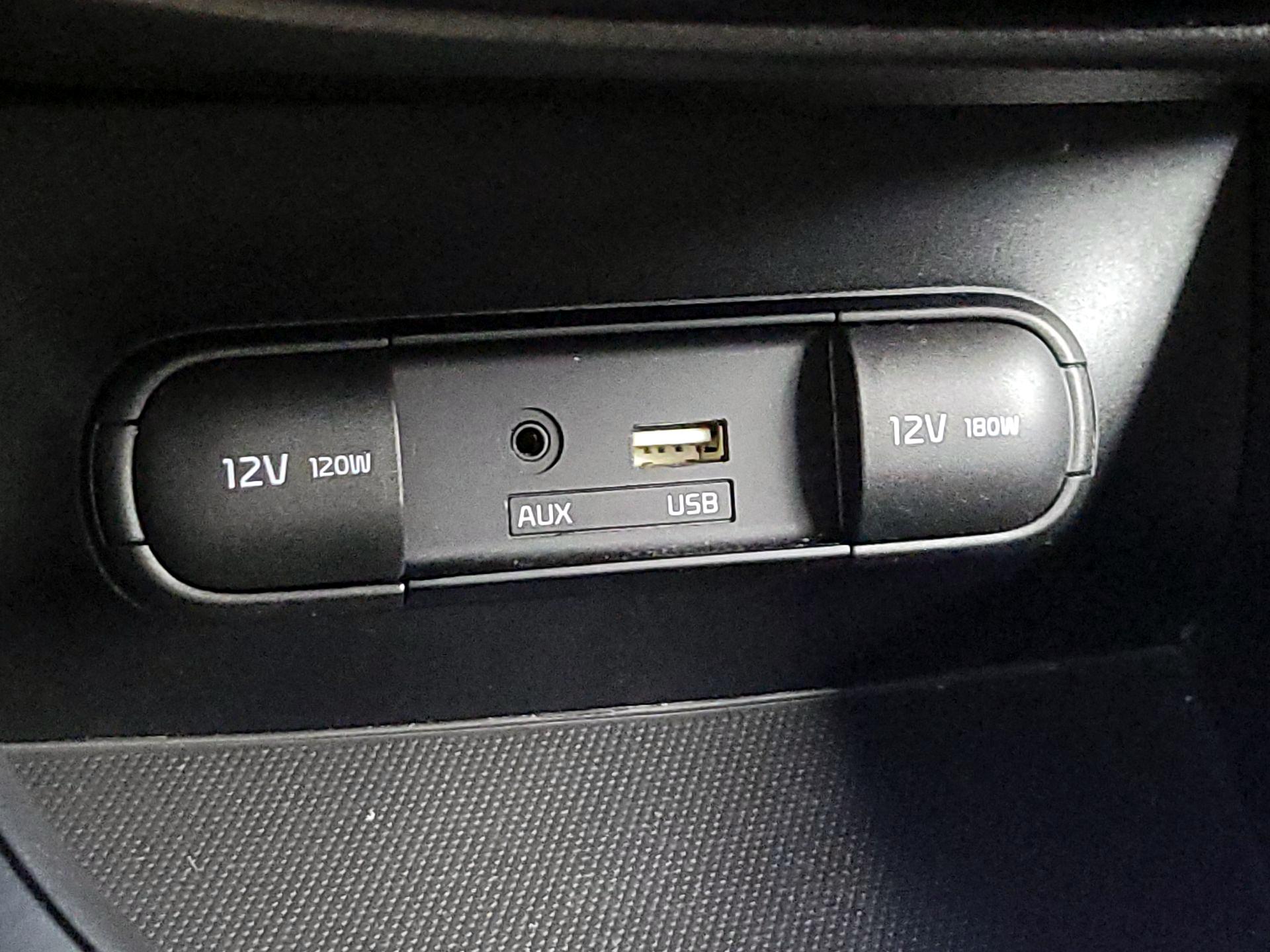 Thumbnail: 2016 Kia Soul - 17